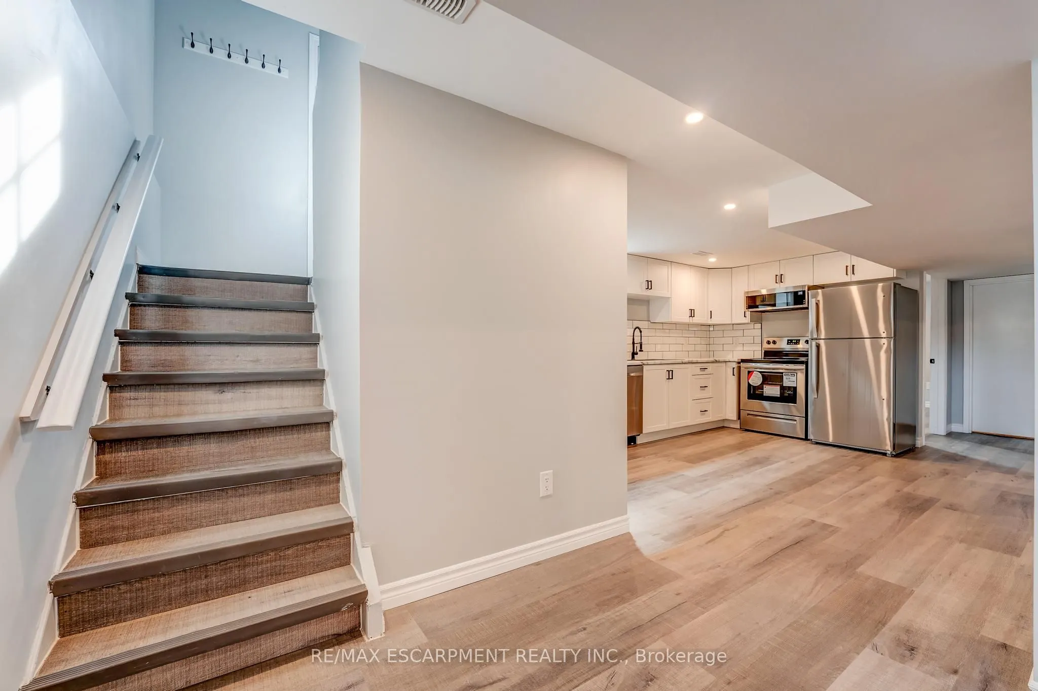 326 East 42nd Street, #2 Lower