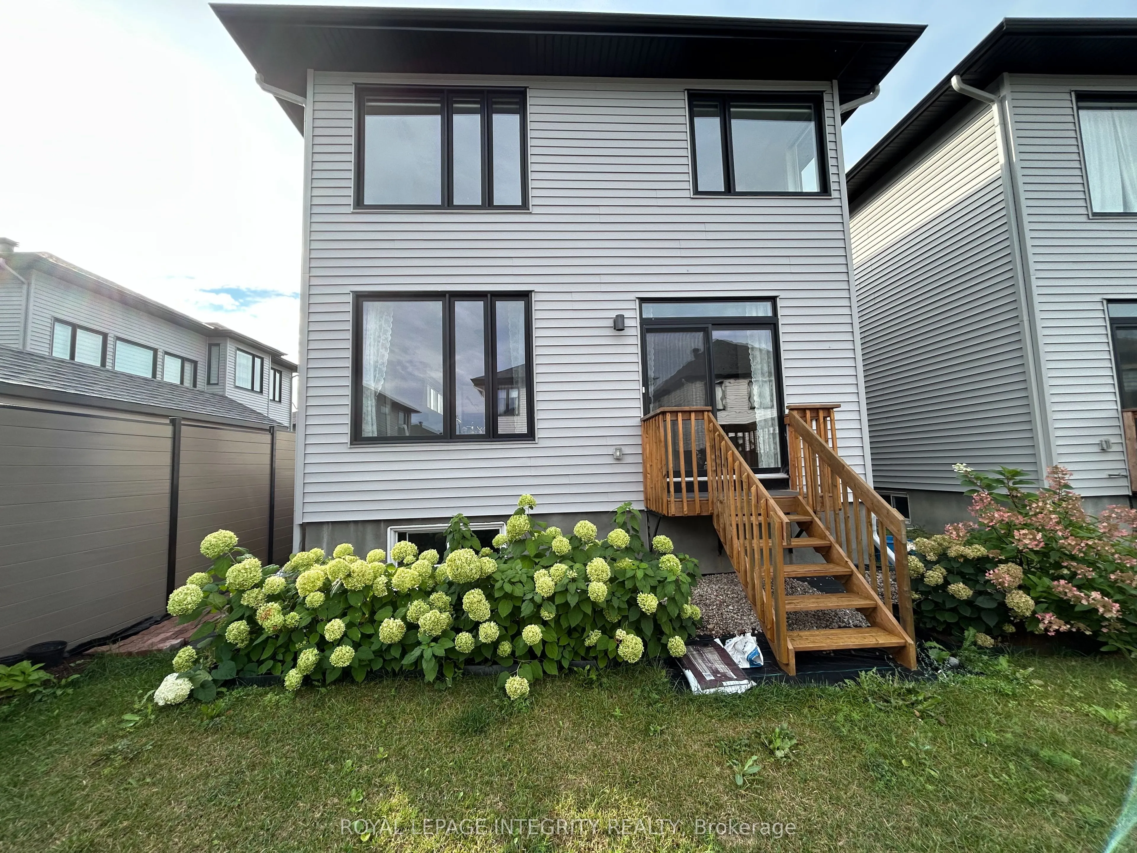 53 WHOOPING CRANE Ridge