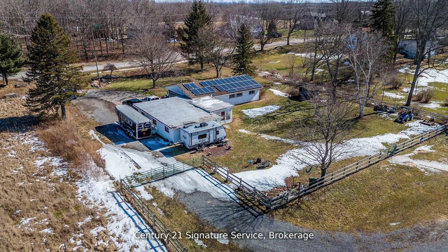 752 Empire Road