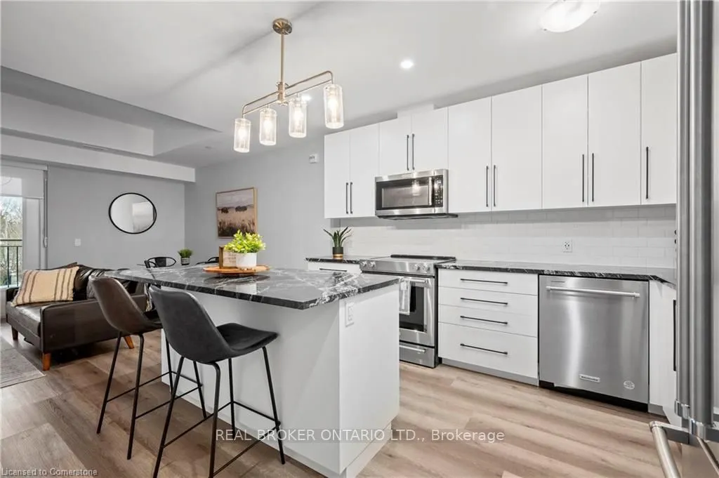 51 David Street, #207