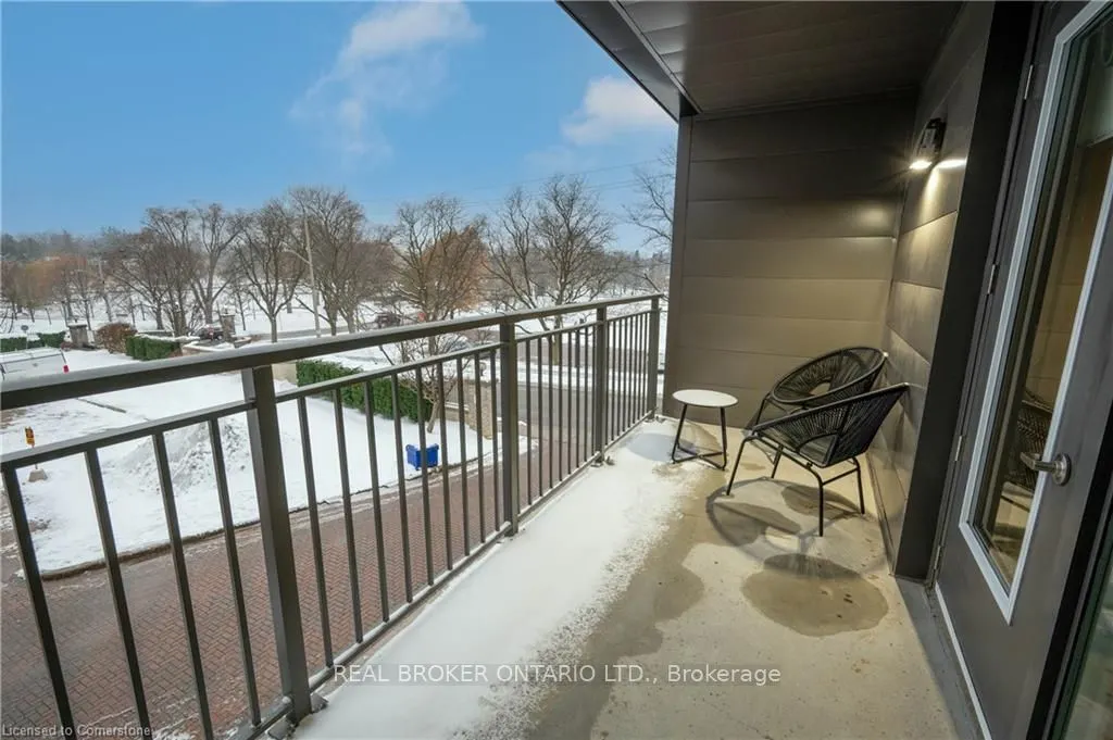 51 David Street, #207