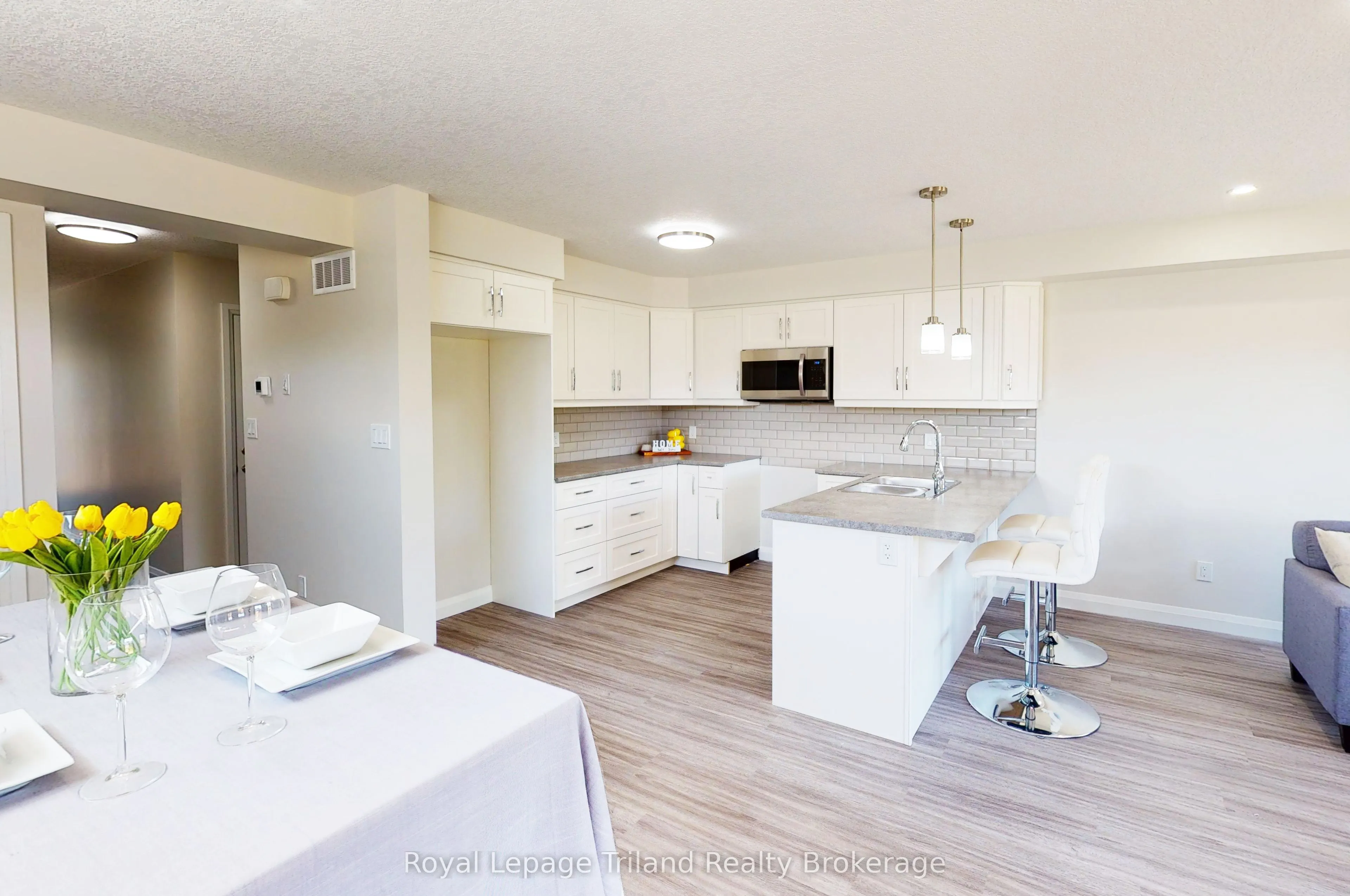 137 Wimpole Street, #Unit A