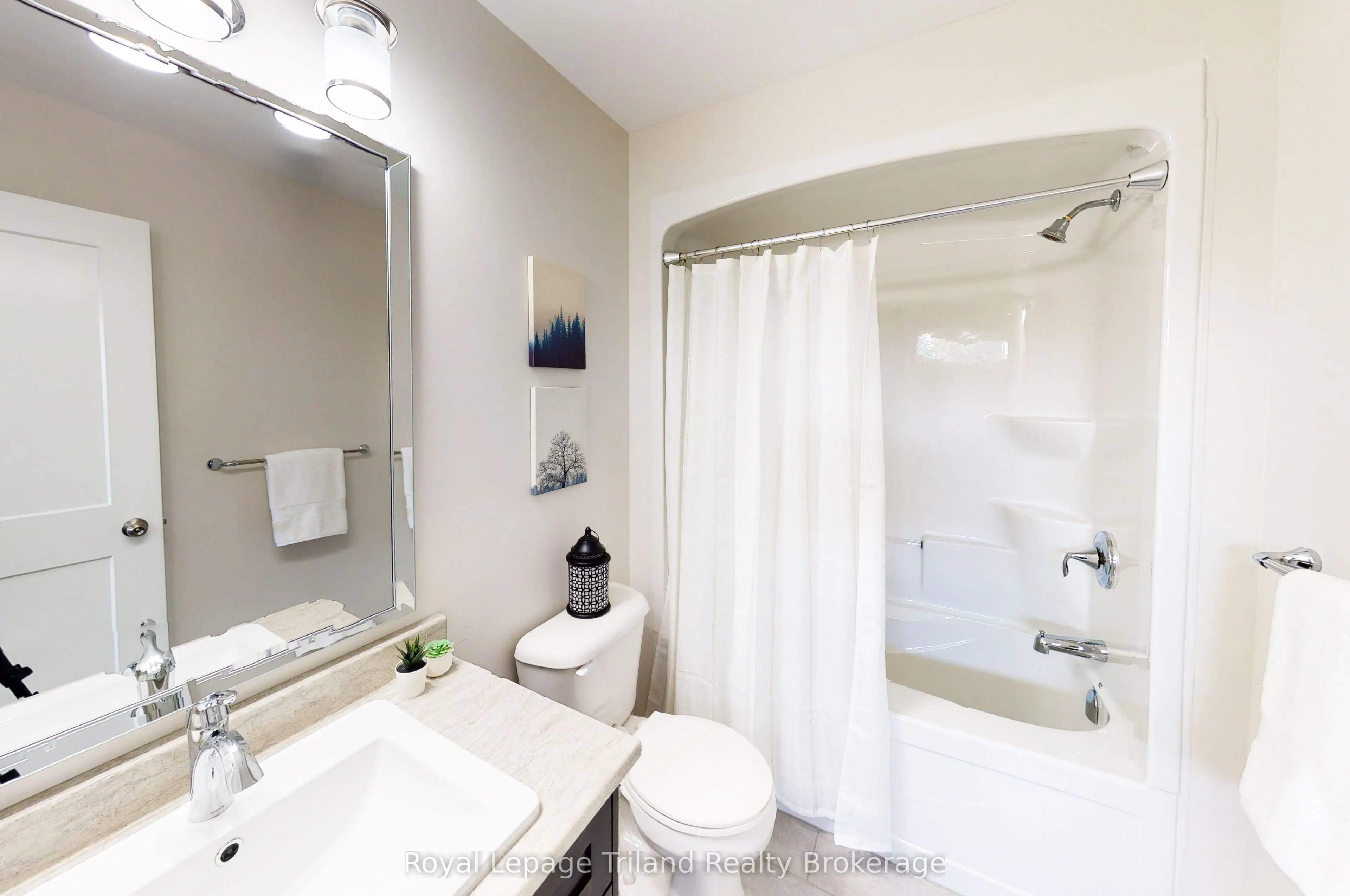 137 Wimpole Street, #Unit A