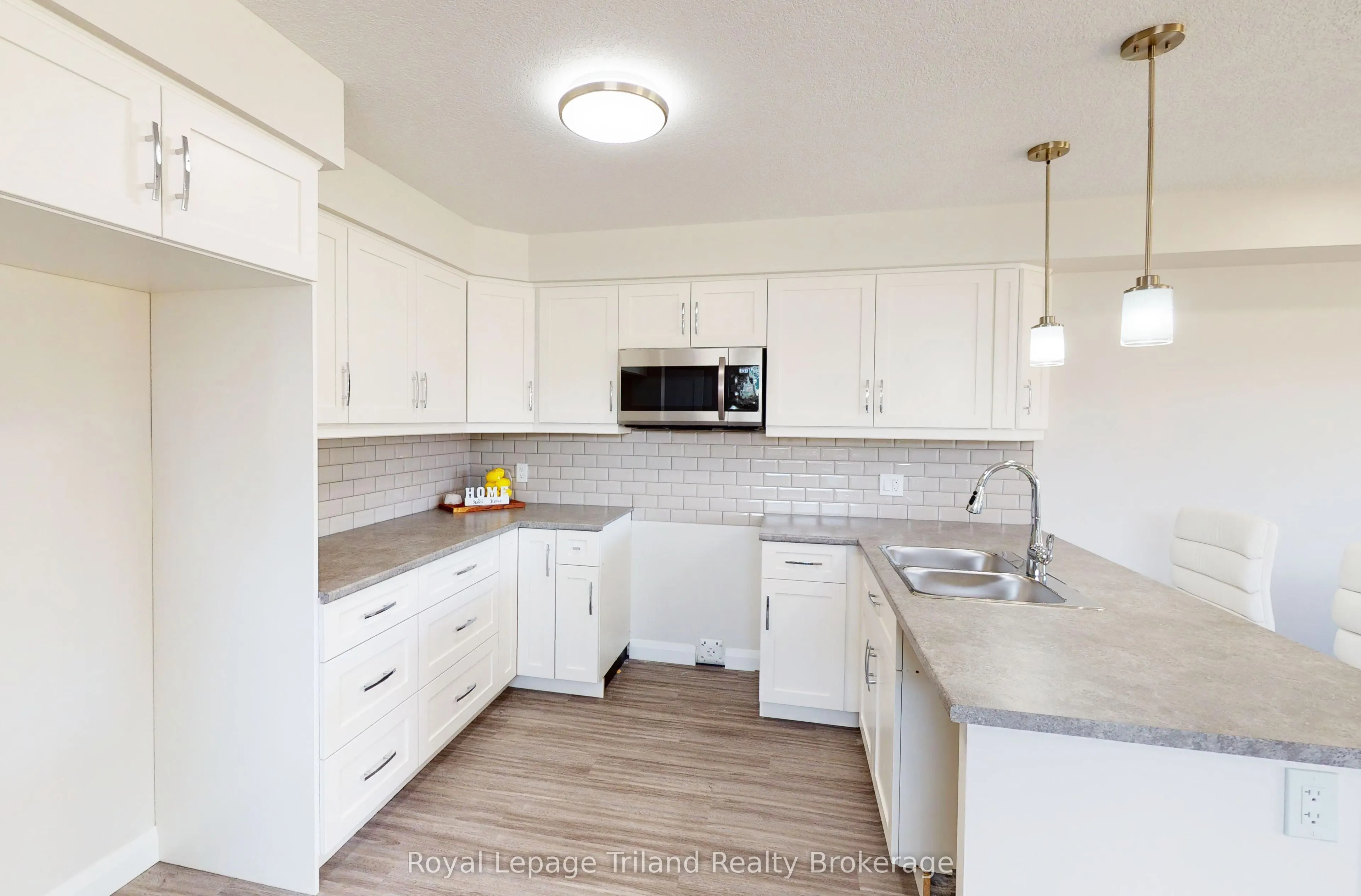 137 Wimpole Street, #Unit A
