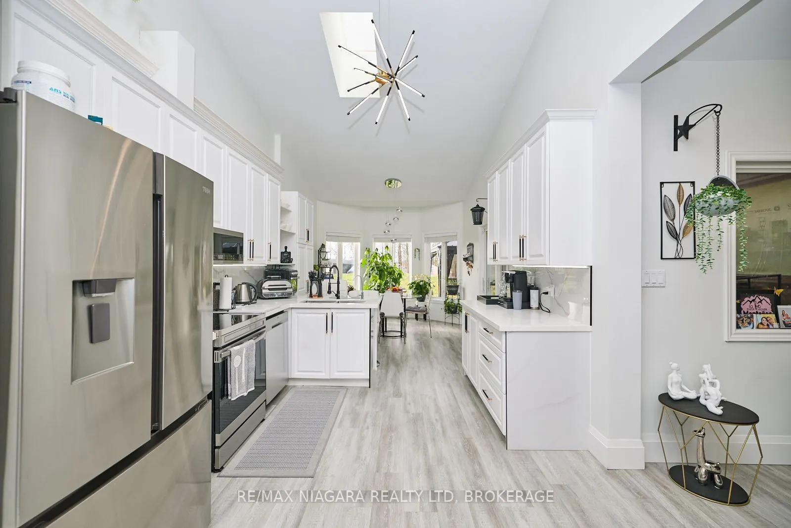 637 Carl Road