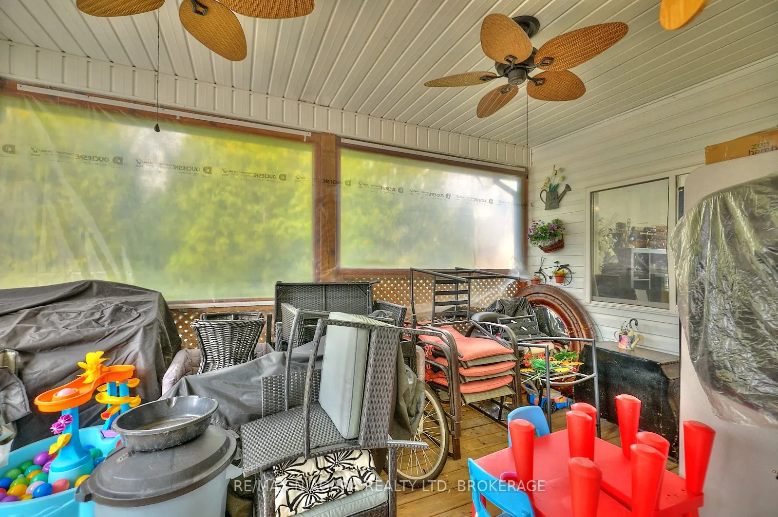 637 Carl Road