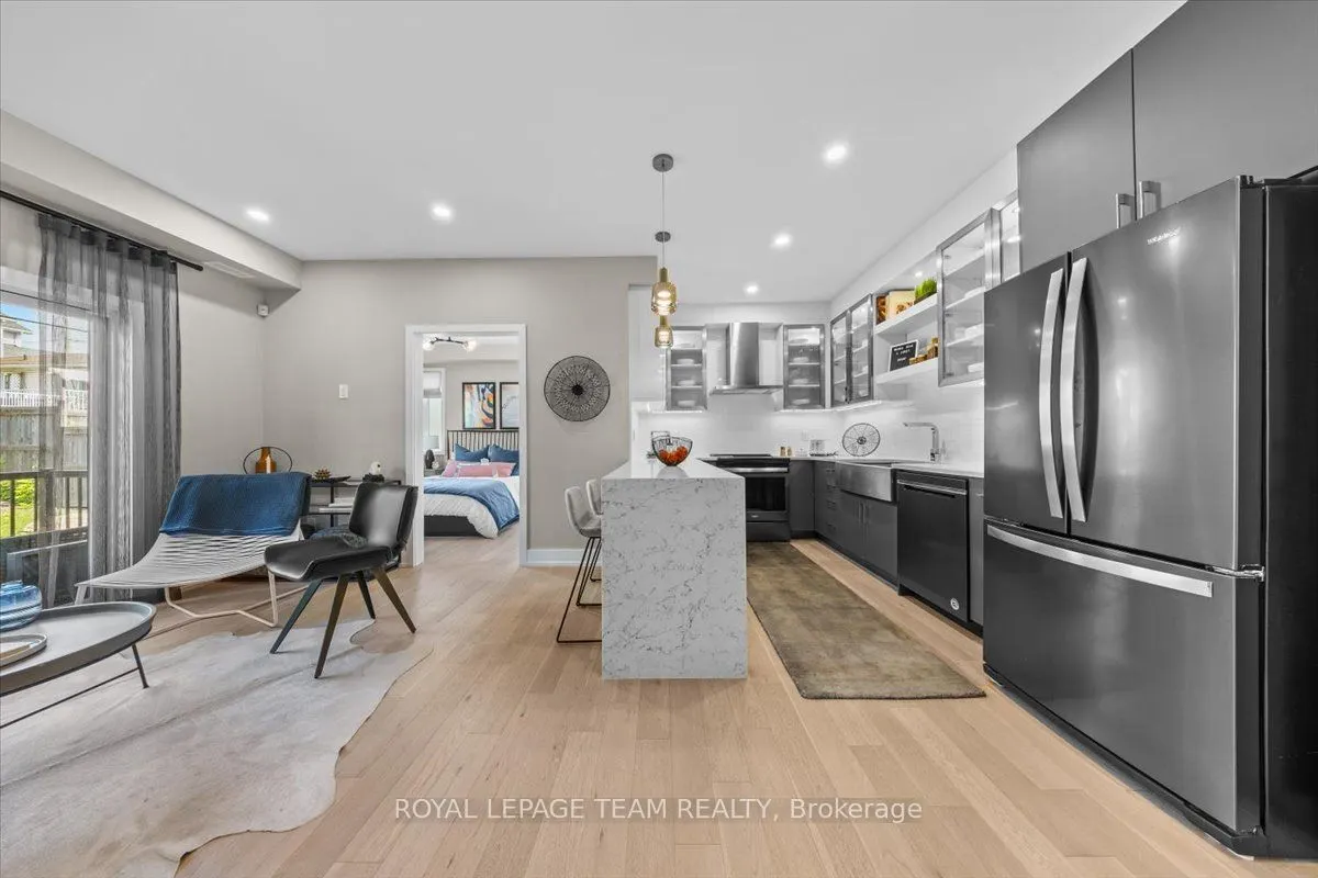 2370 Tenth Line Road, #214