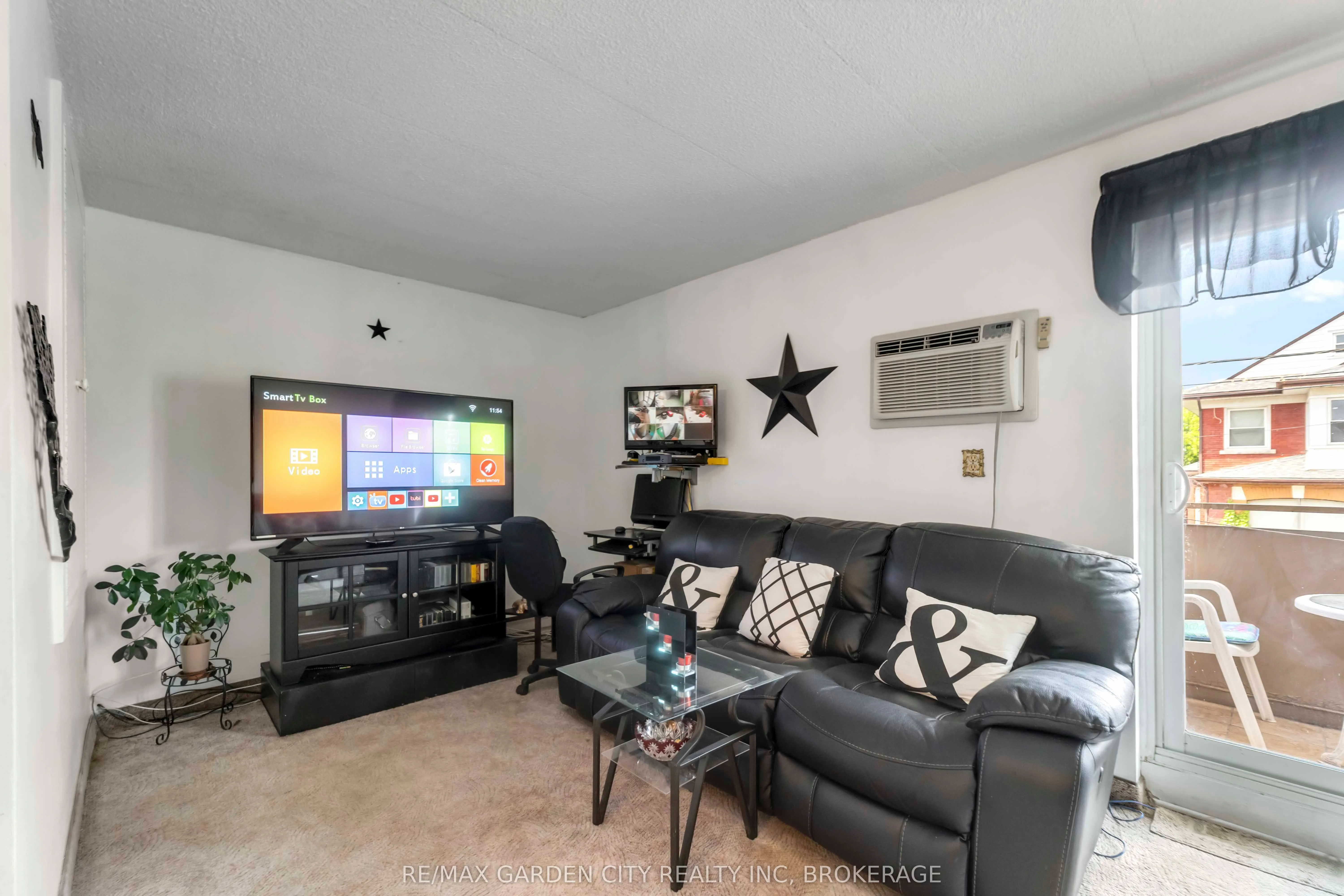 4692 Crysler Avenue, #202