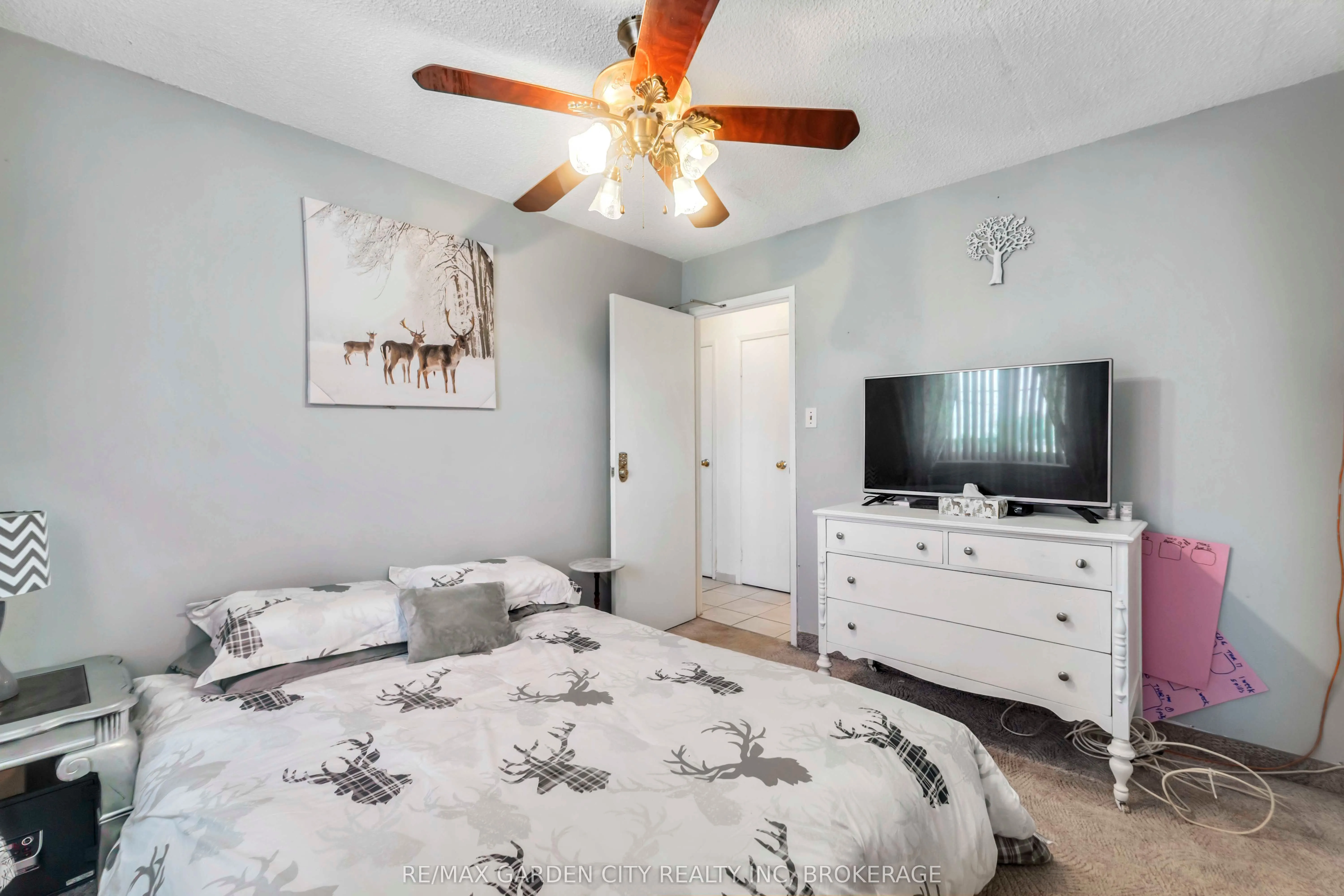 4692 Crysler Avenue, #202