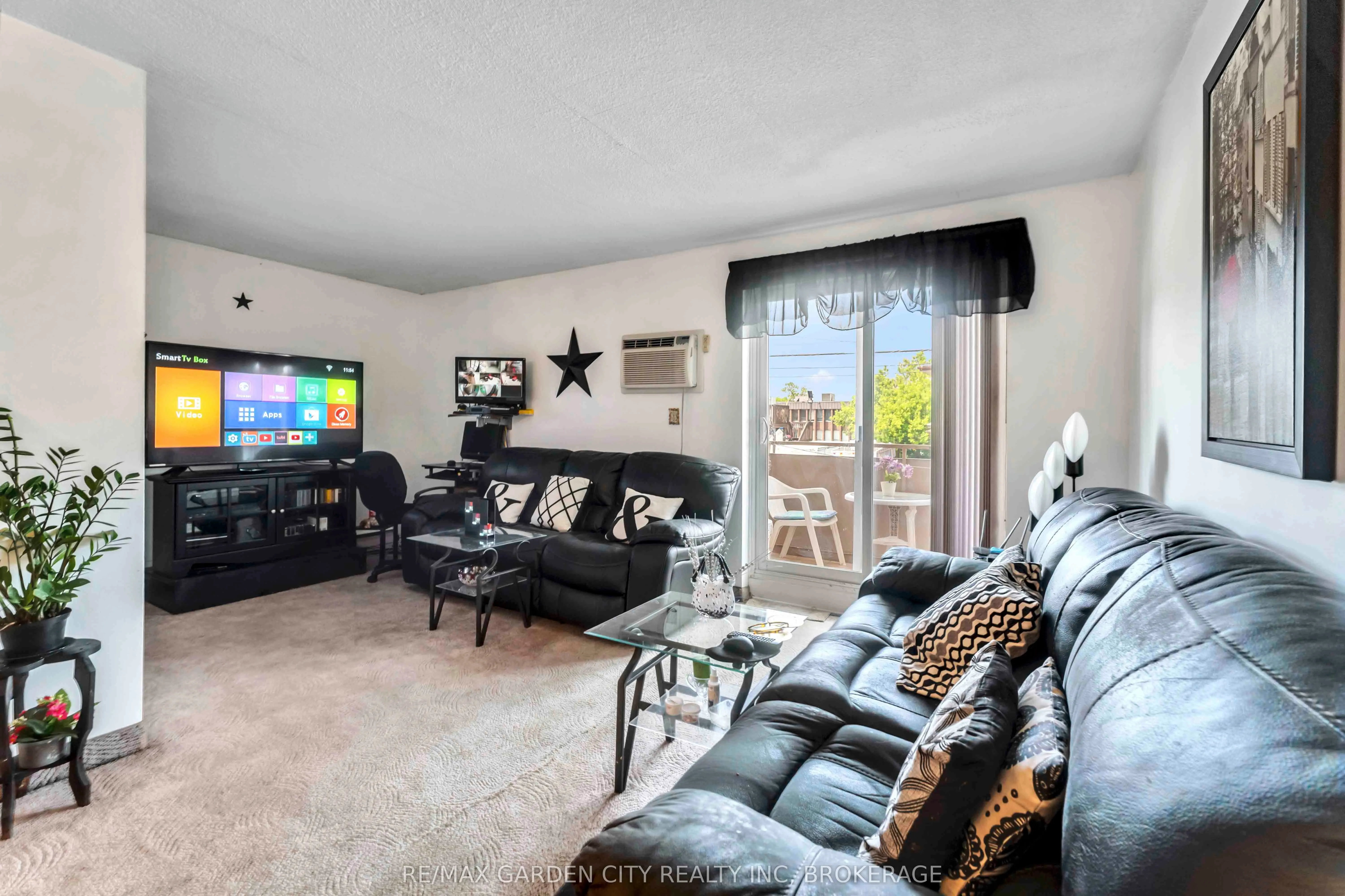 4692 Crysler Avenue, #202
