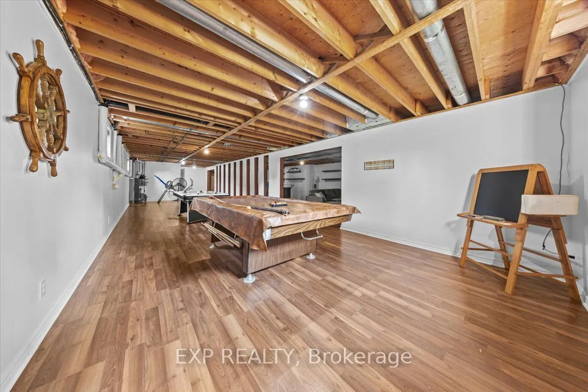 3382 Carp Road