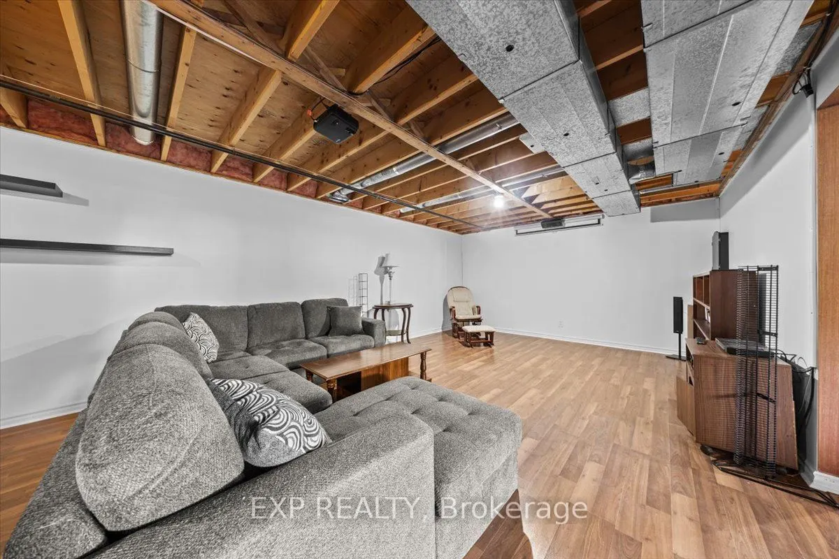 3382 Carp Road