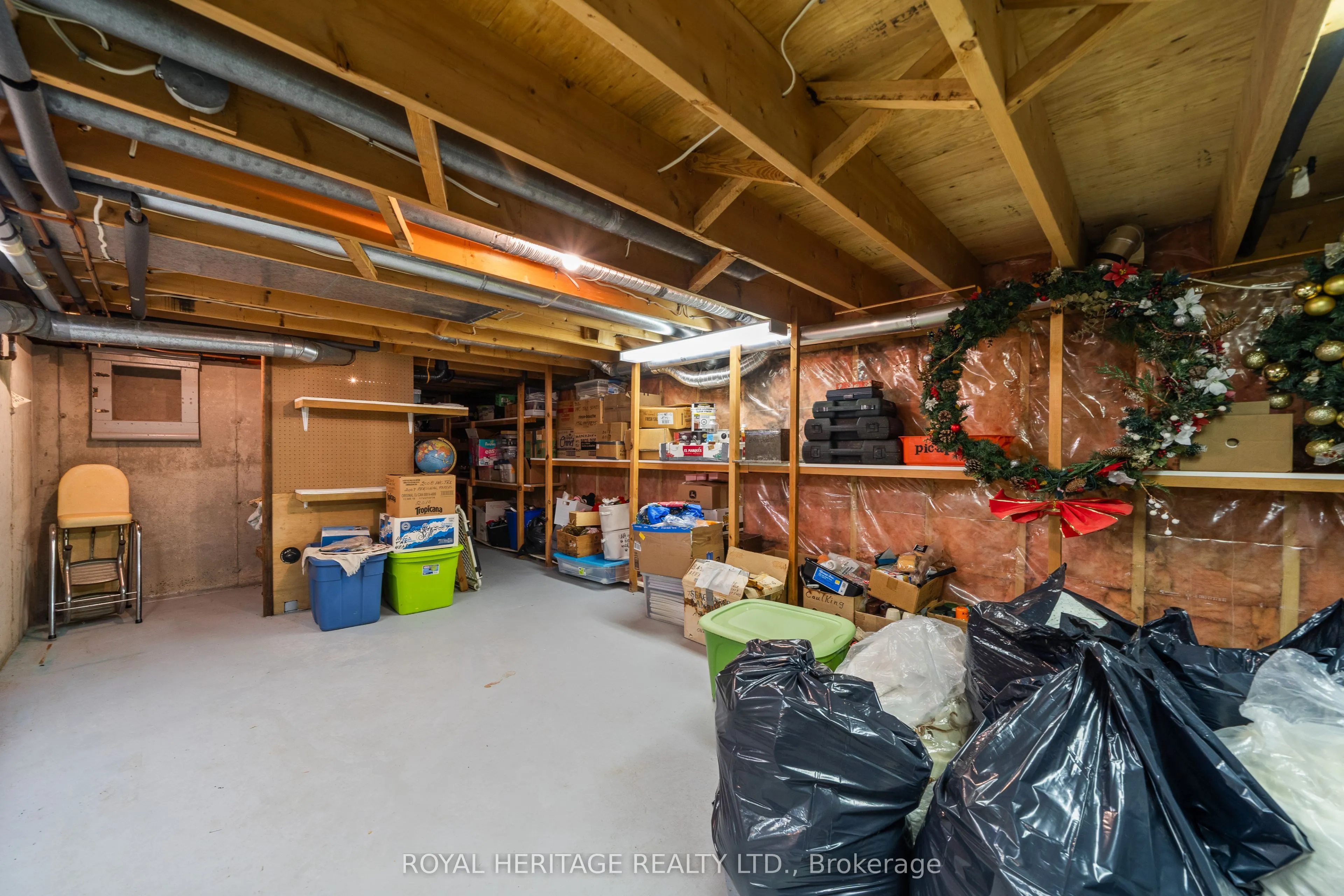 15 Iroquois Avenue