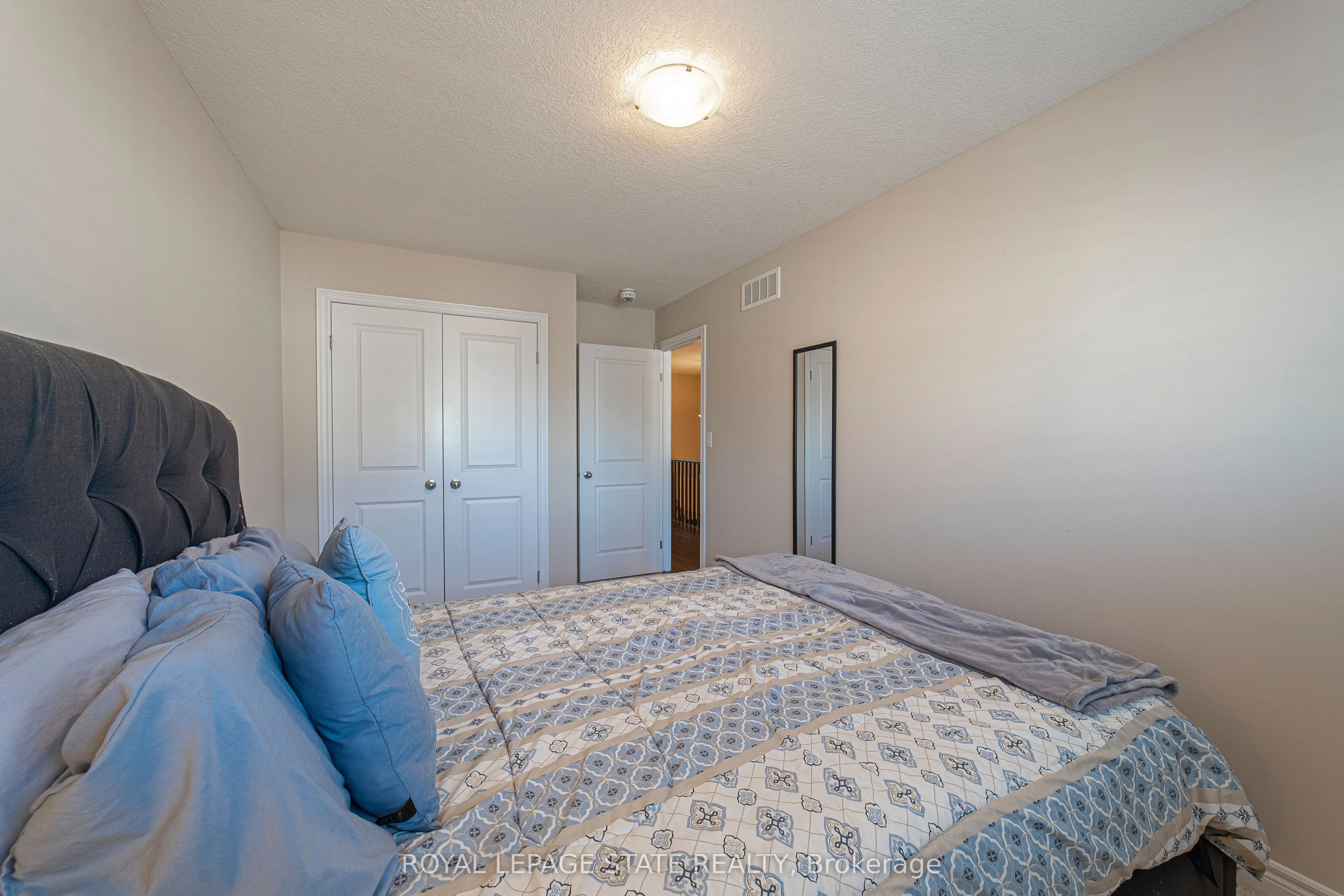 28 Kingsborough Drive