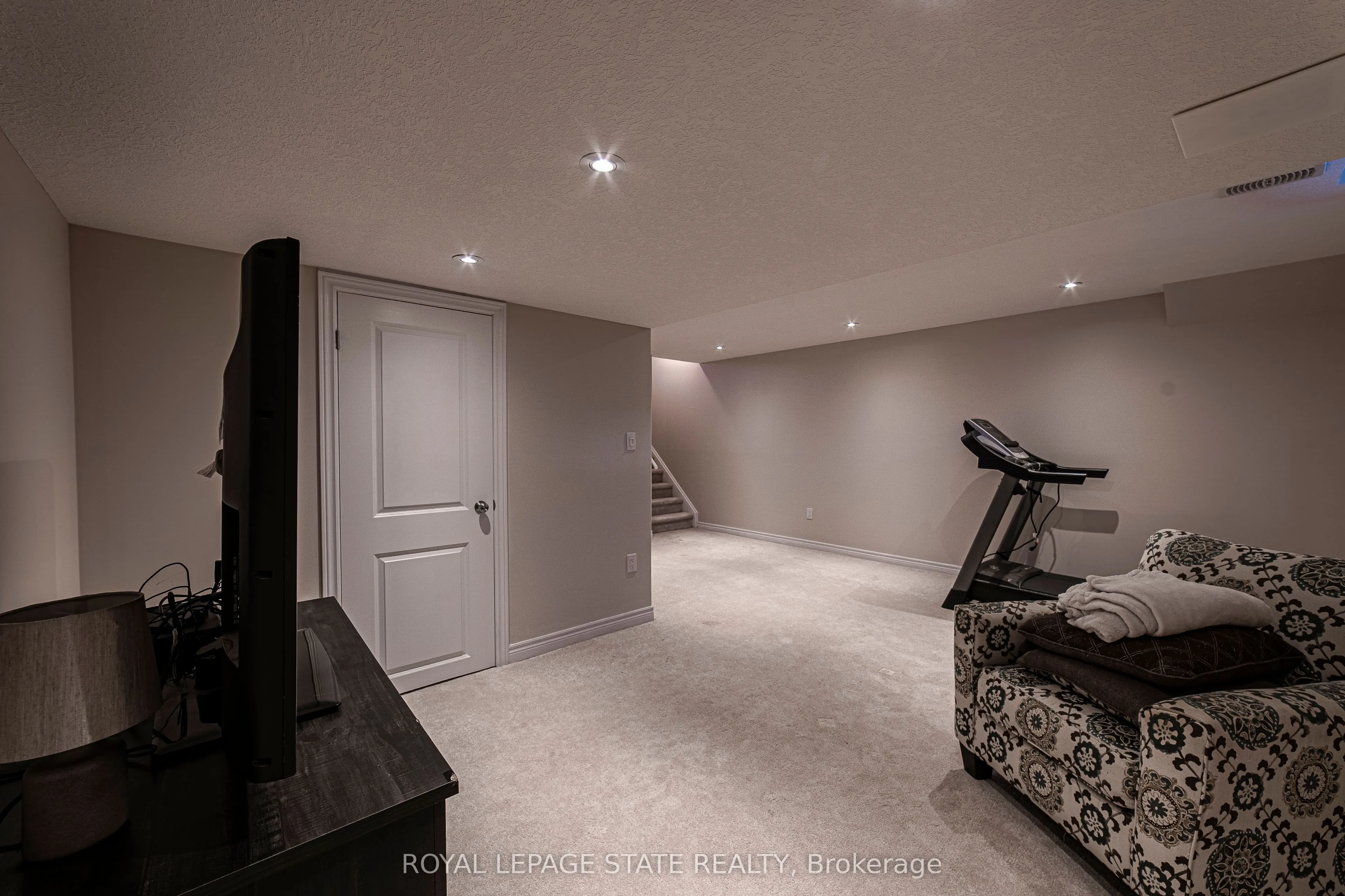 28 Kingsborough Drive