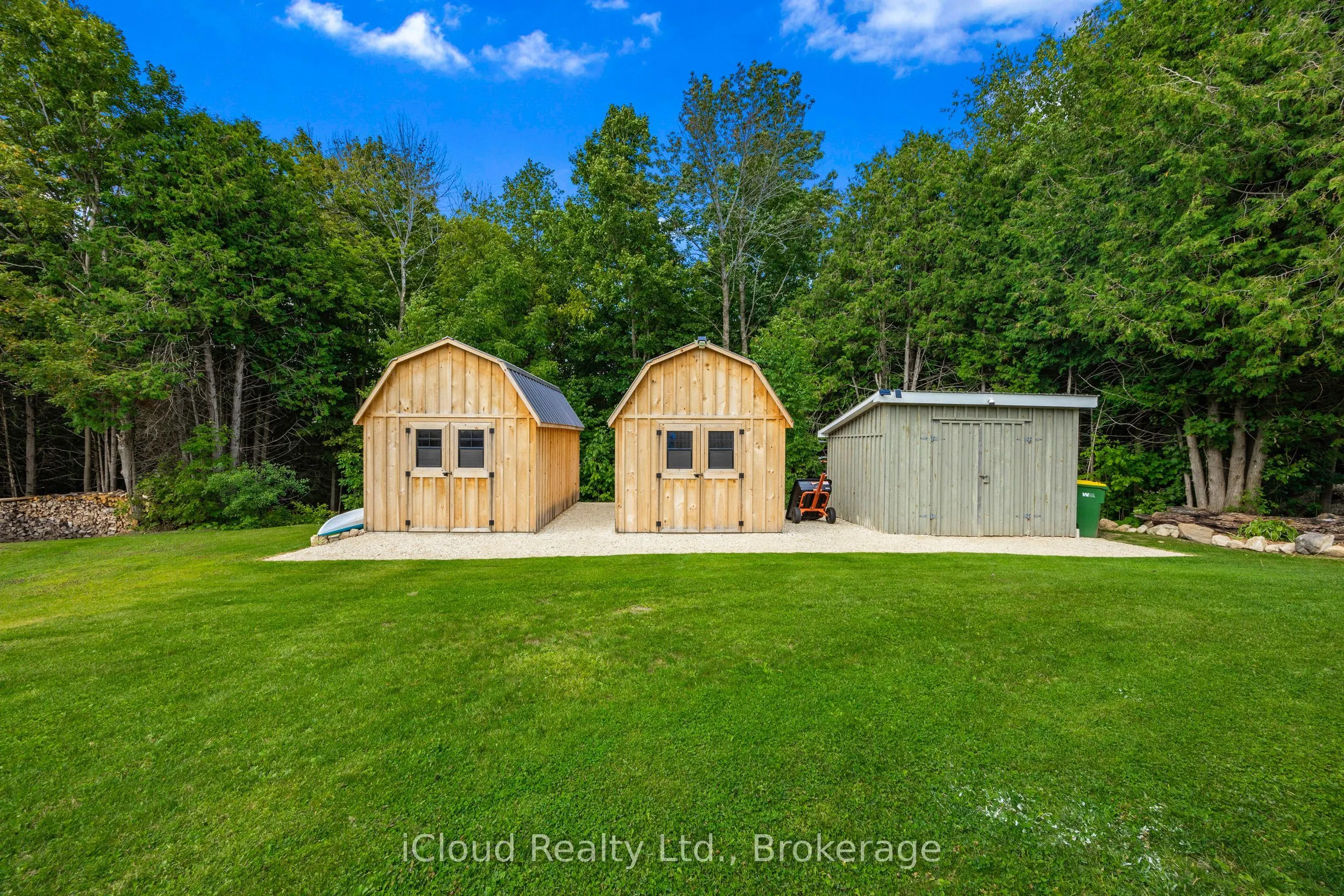 414156 41 b sideroad Street
