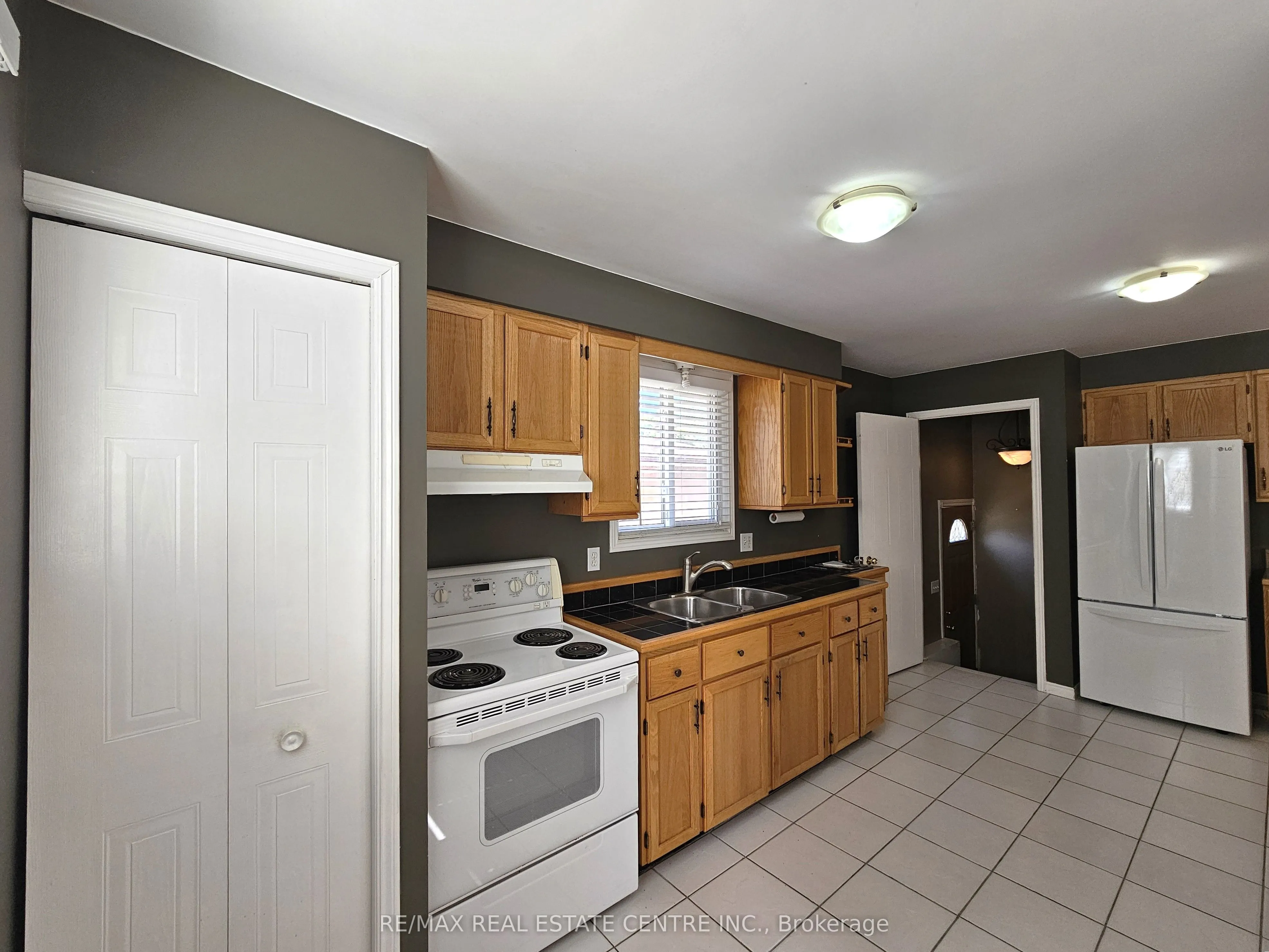 82 Elmwood Avenue
