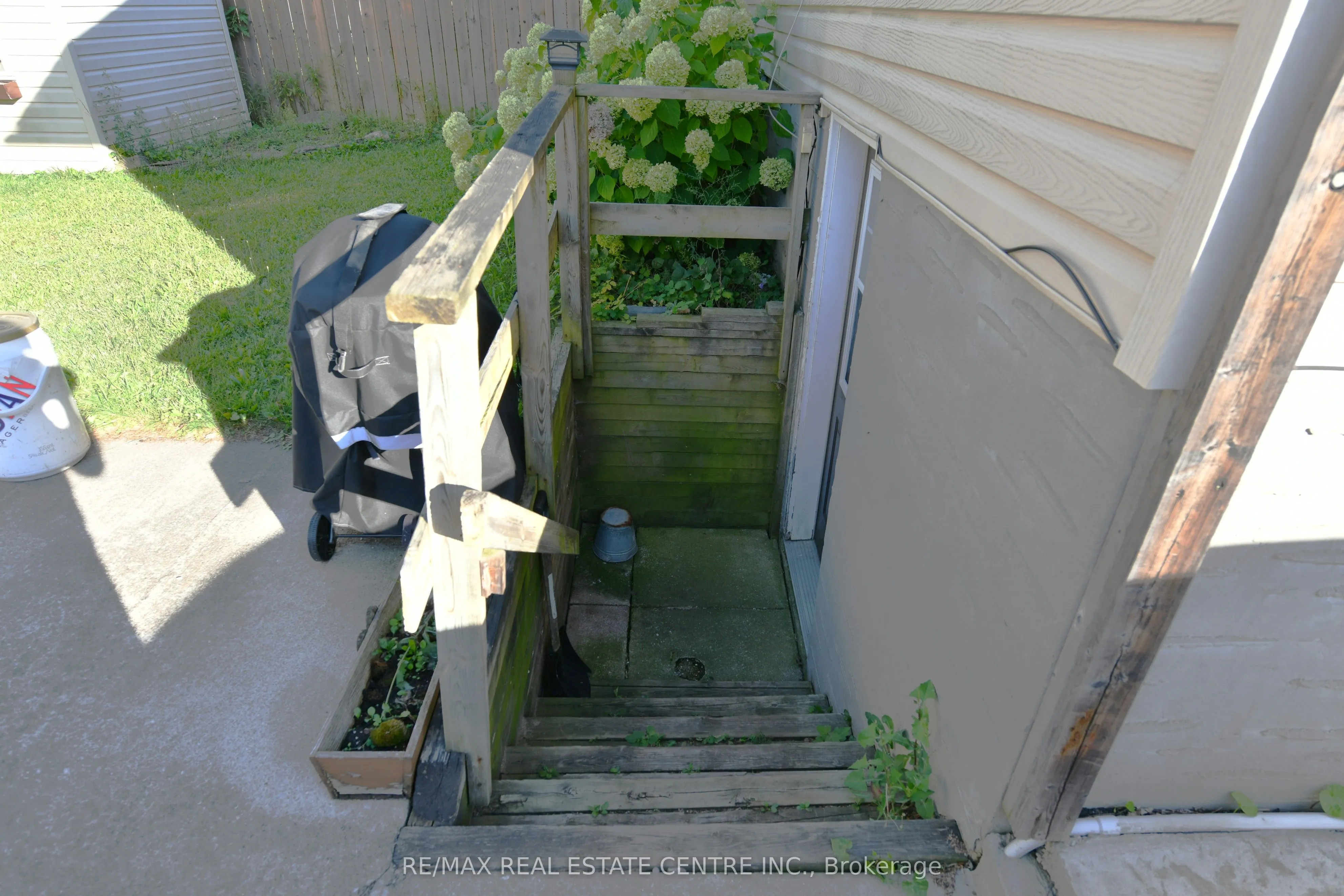 82 Elmwood Avenue