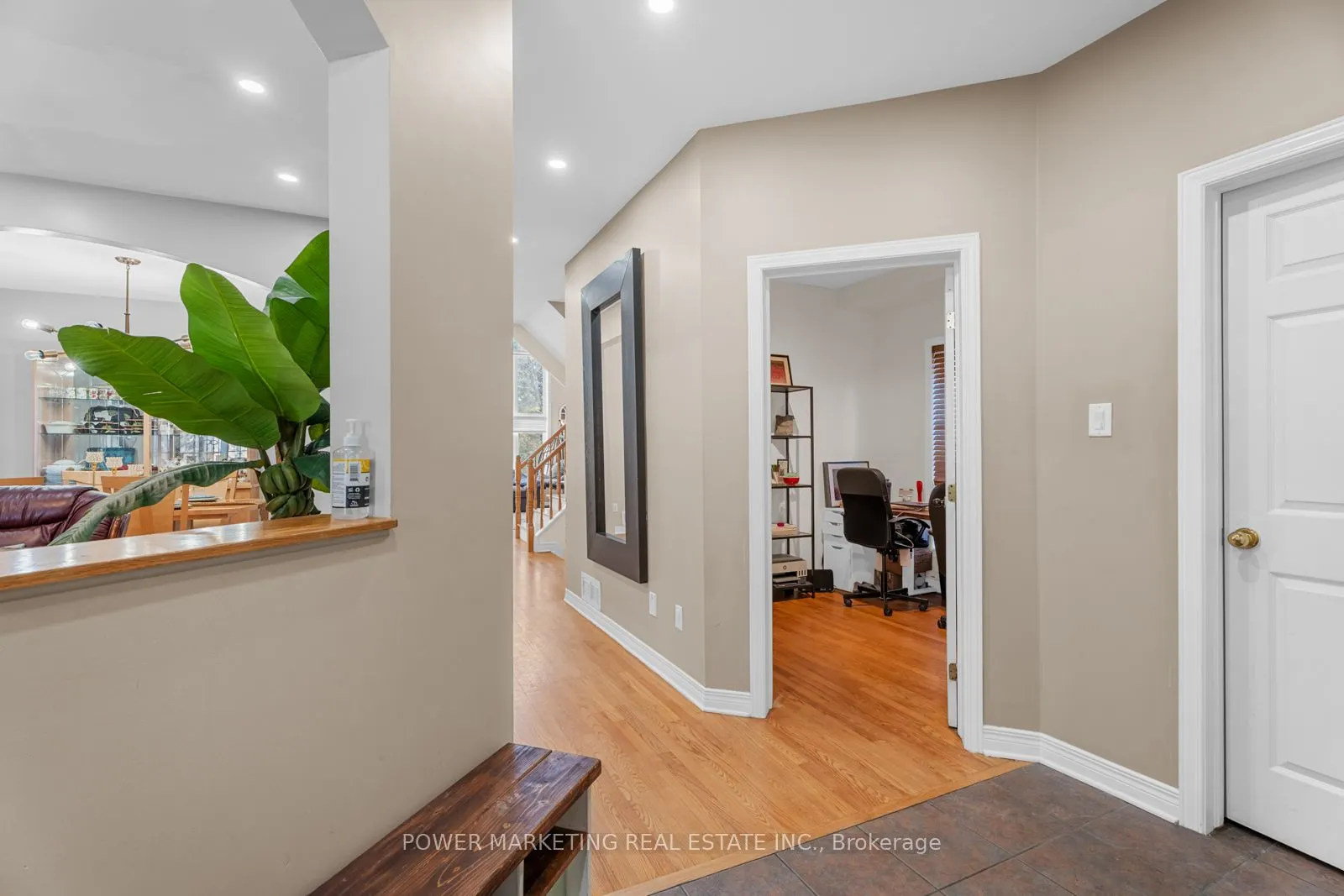 143 BOREALIS Crescent