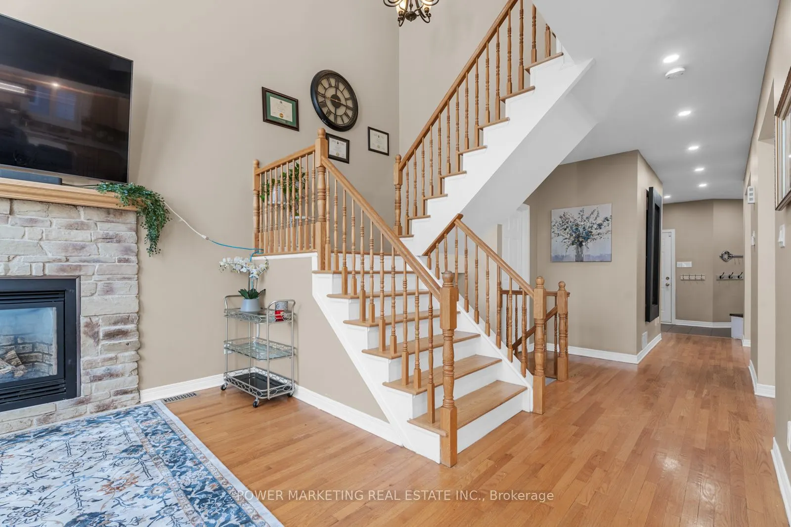 143 BOREALIS Crescent