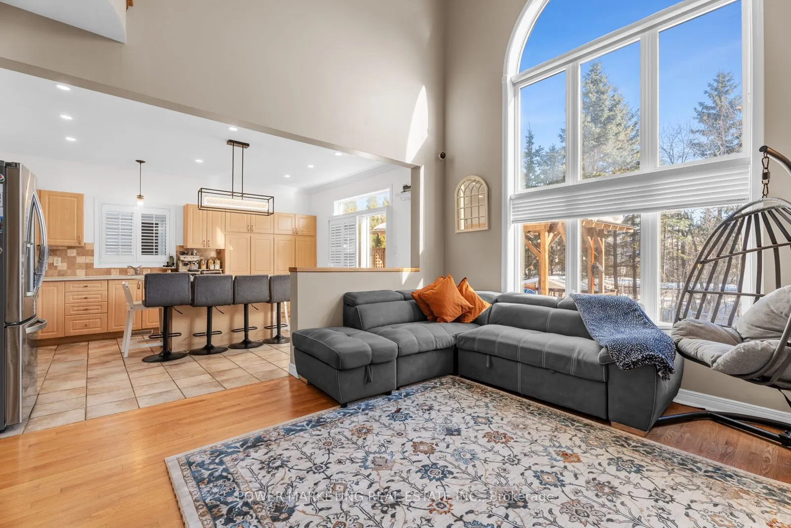 143 BOREALIS Crescent