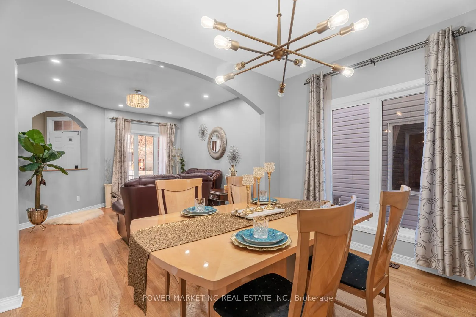 143 BOREALIS Crescent