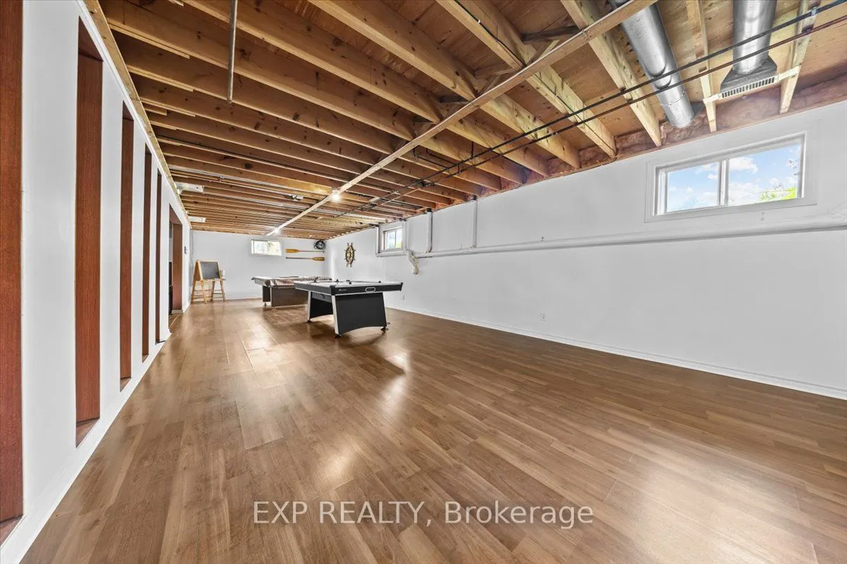 3382 Carp Road