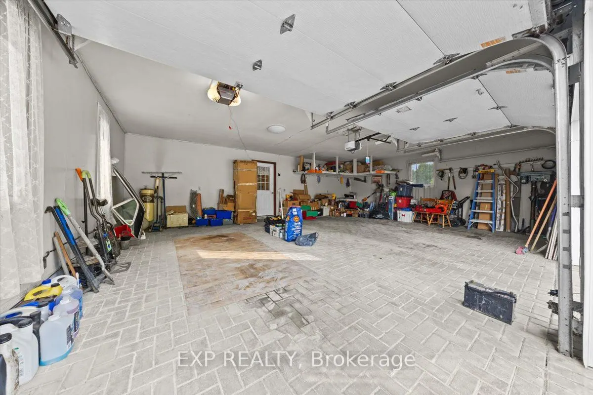 3382 Carp Road
