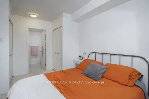 242 Rideau Street, #505