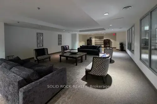 242 Rideau Street, #505