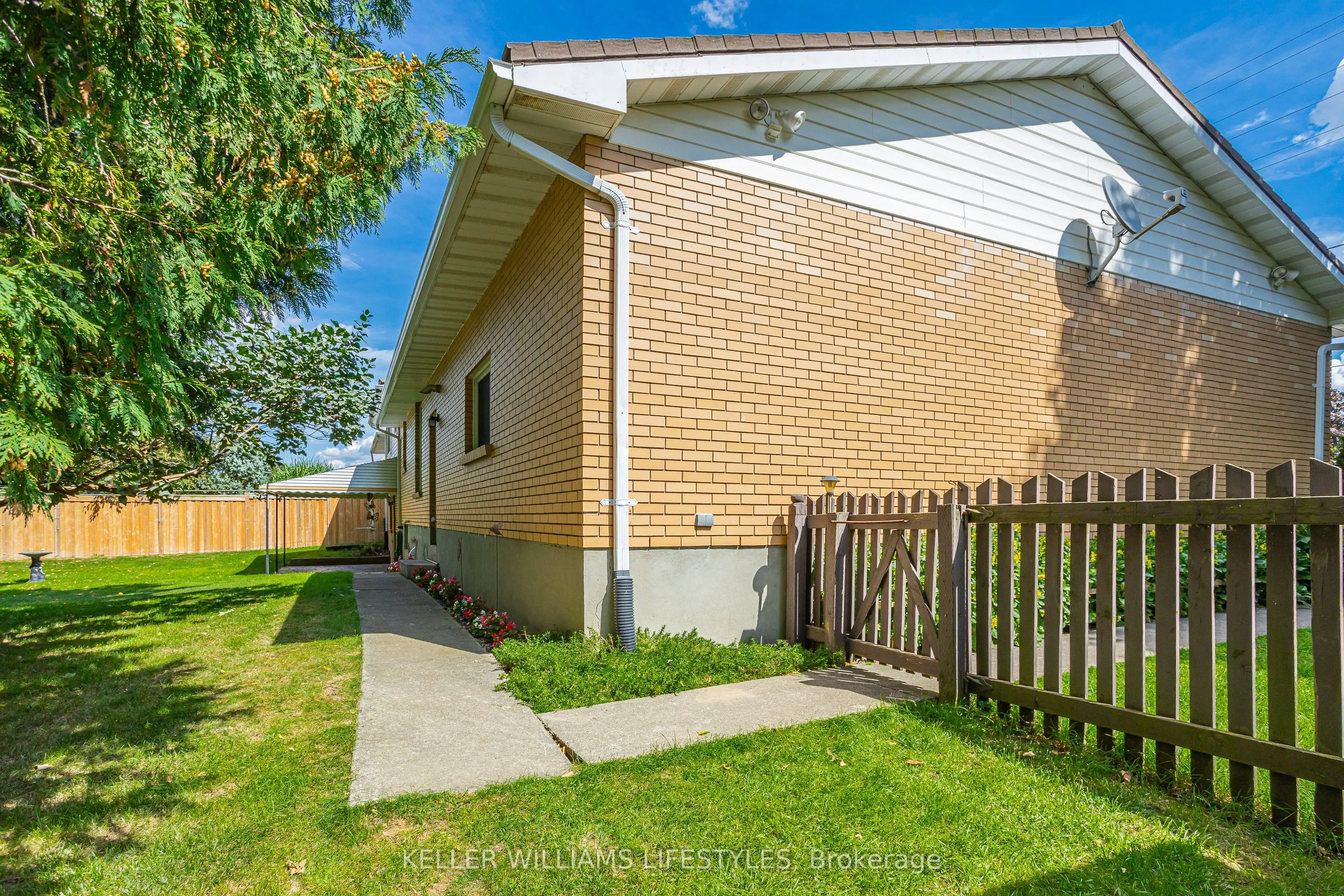 195 Queen Street