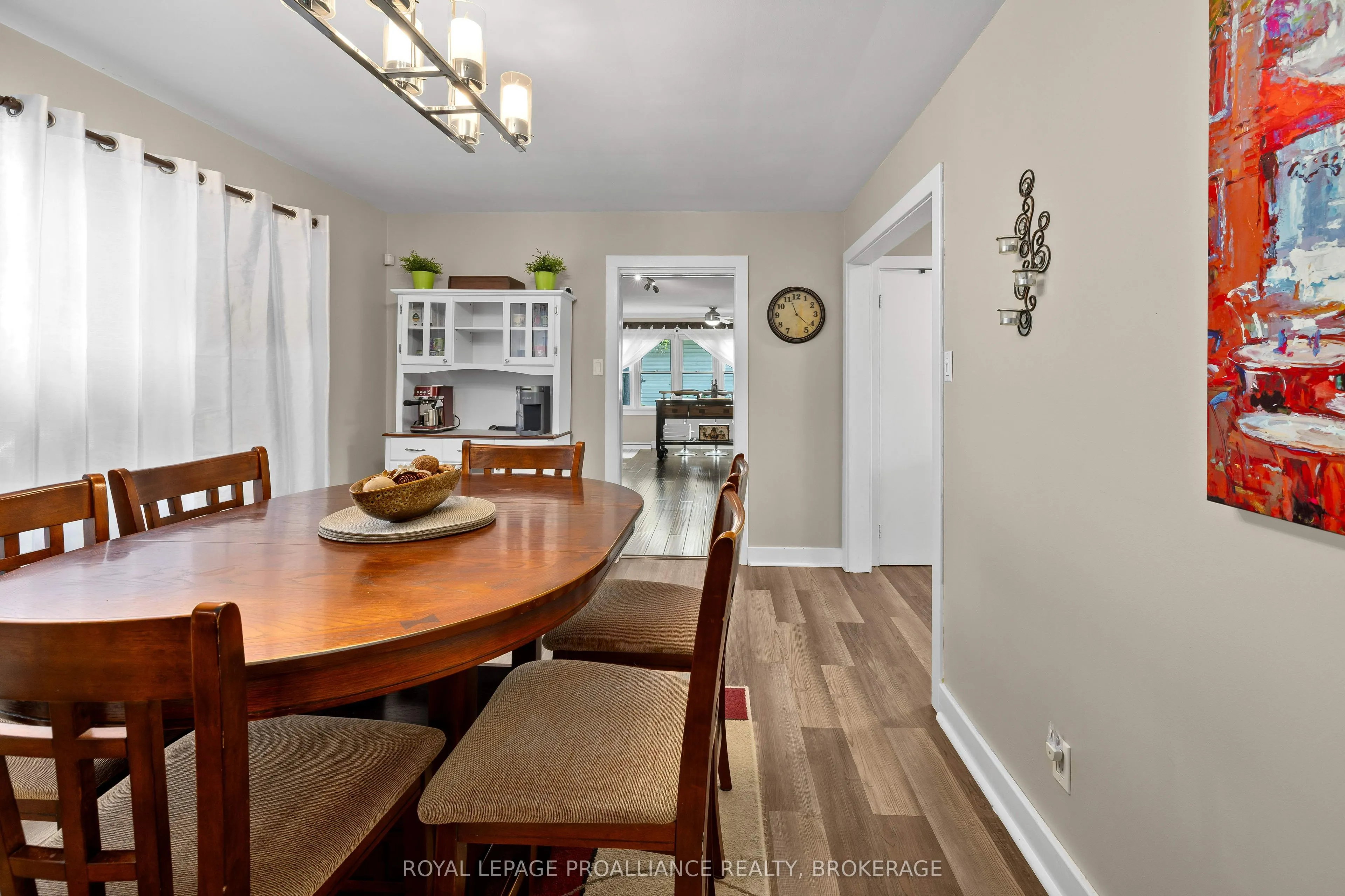 145 Bridge Street W