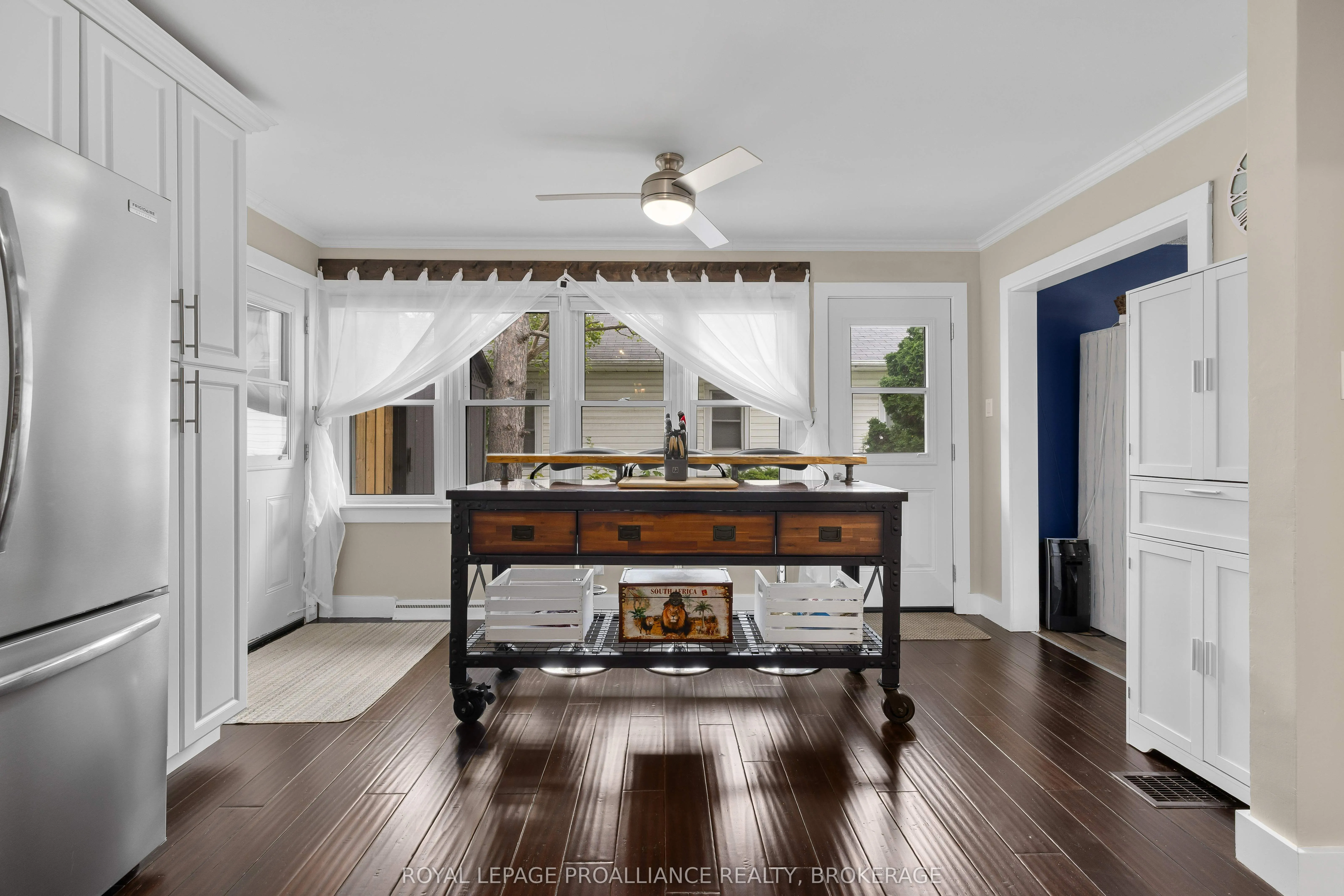 145 Bridge Street W