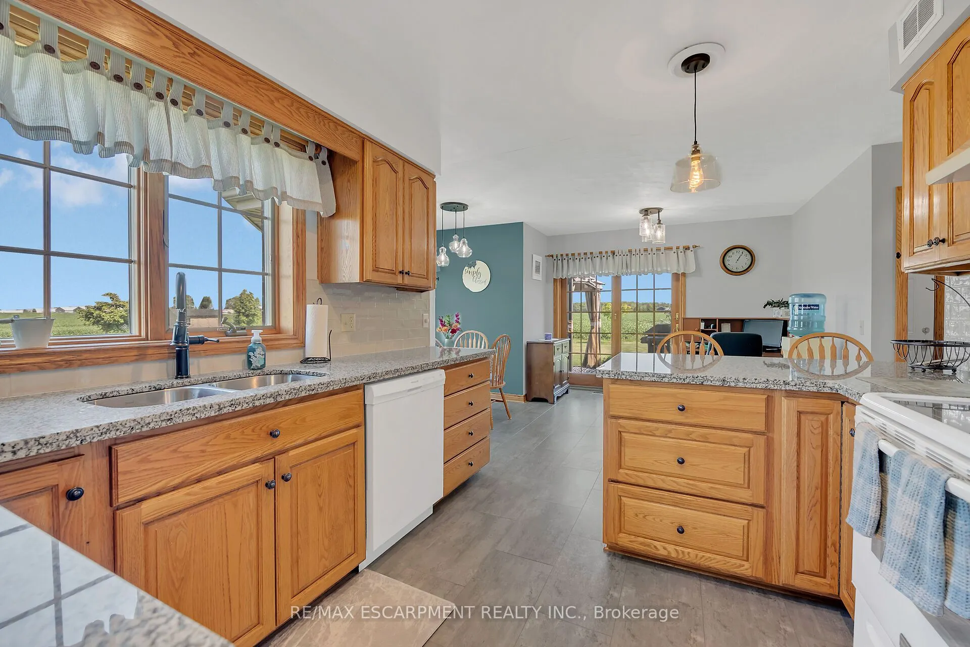 1385 CONC 9 WALPOLE Road