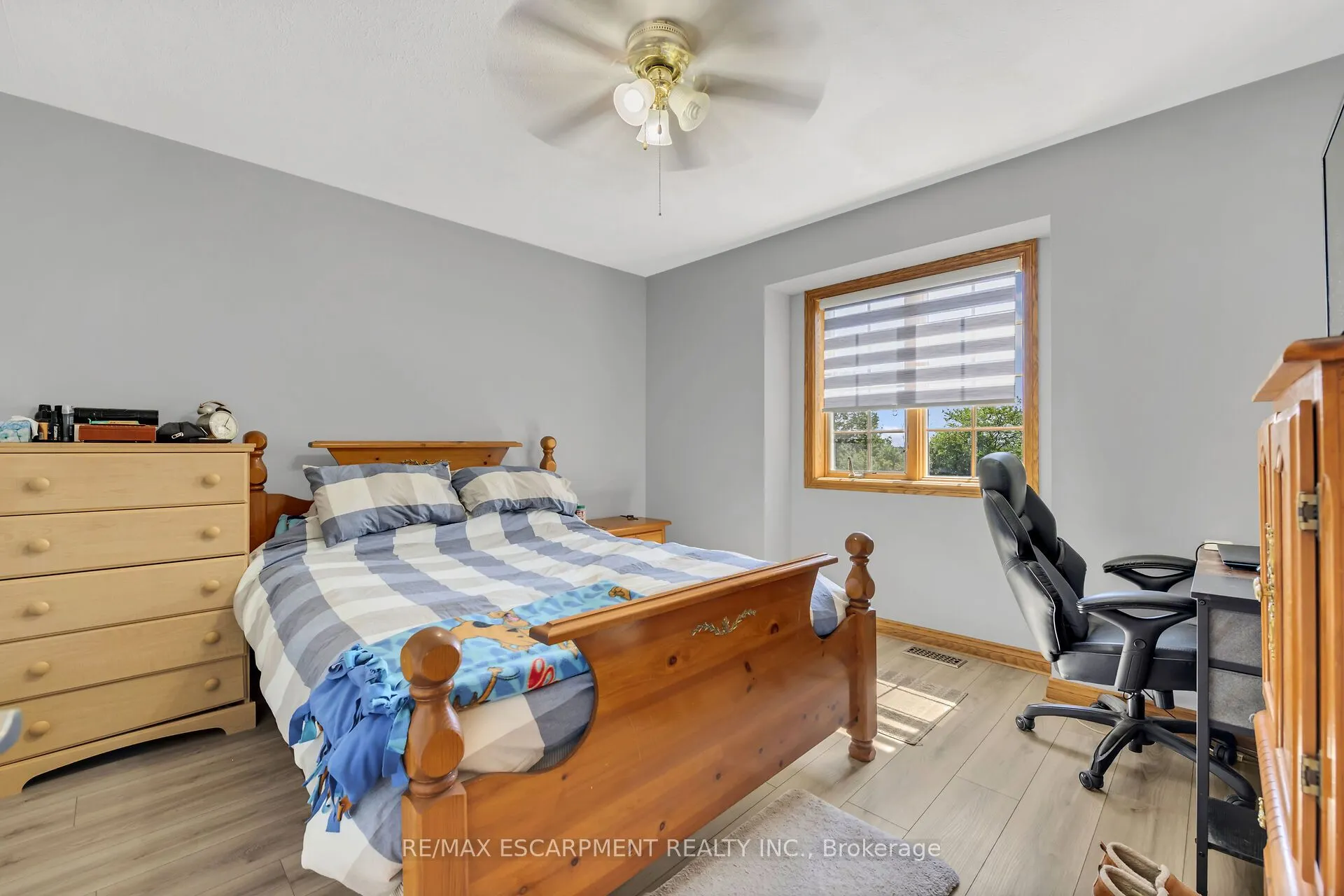 1385 CONC 9 WALPOLE Road