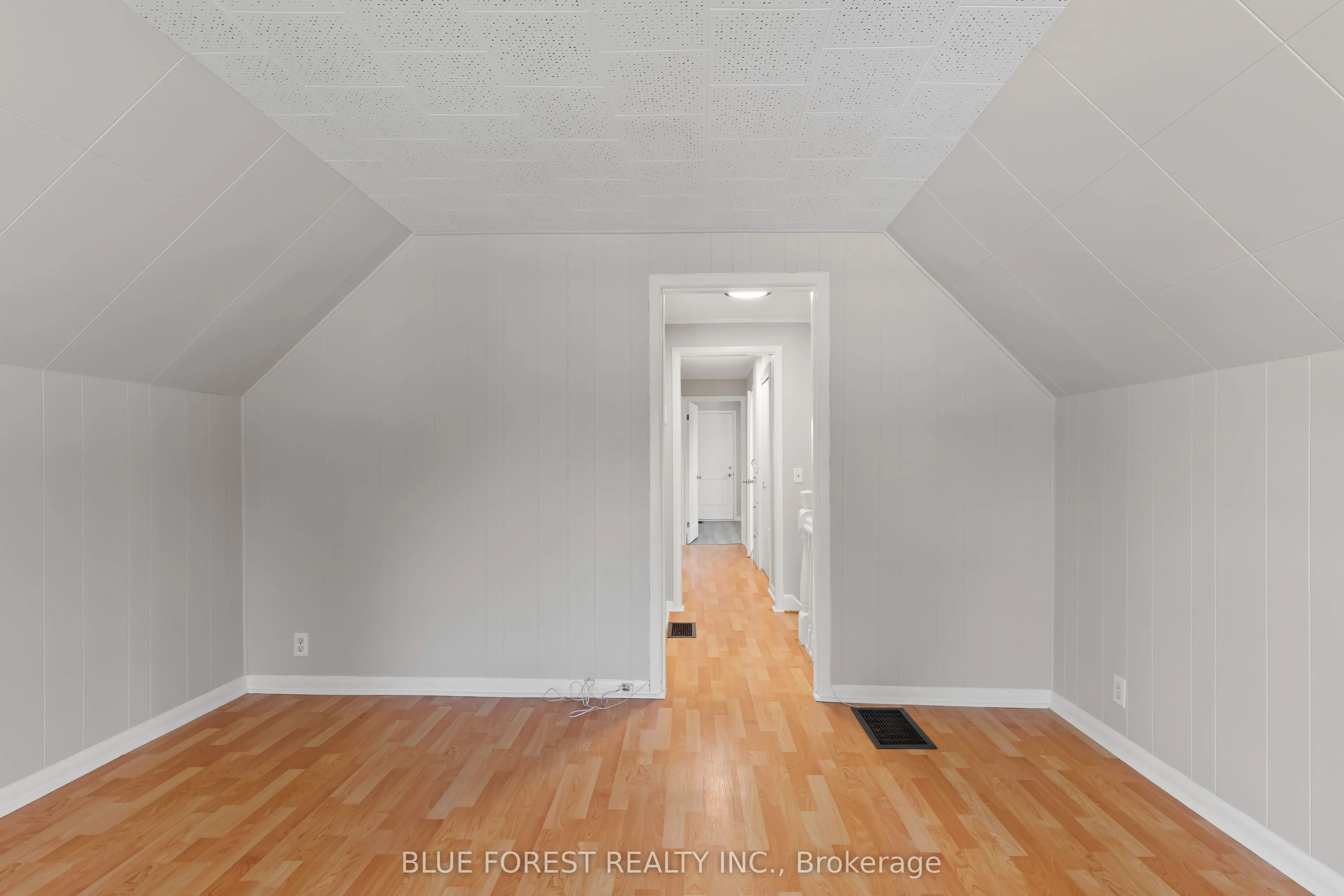 7065 Longwoods Road