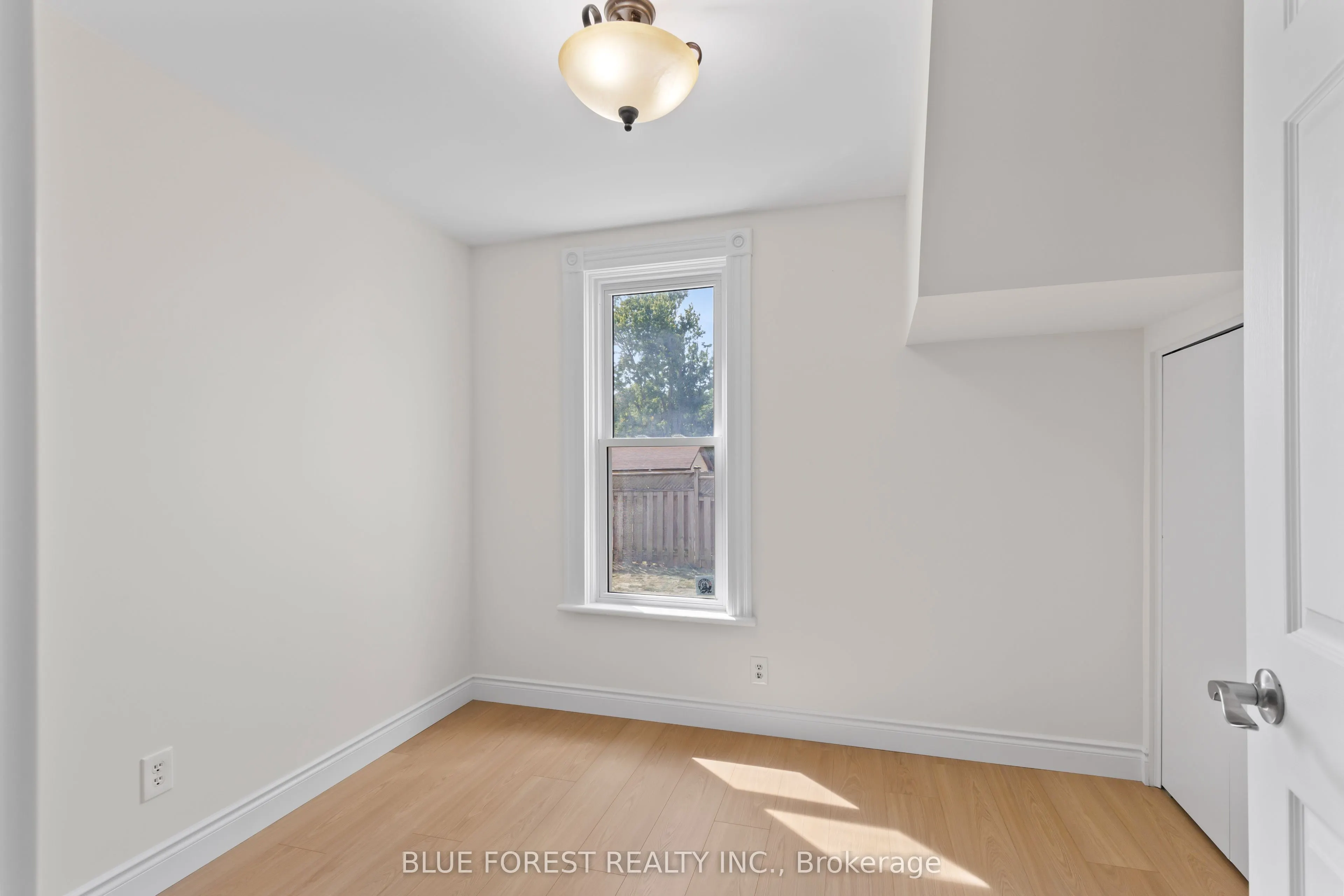 7065 Longwoods Road