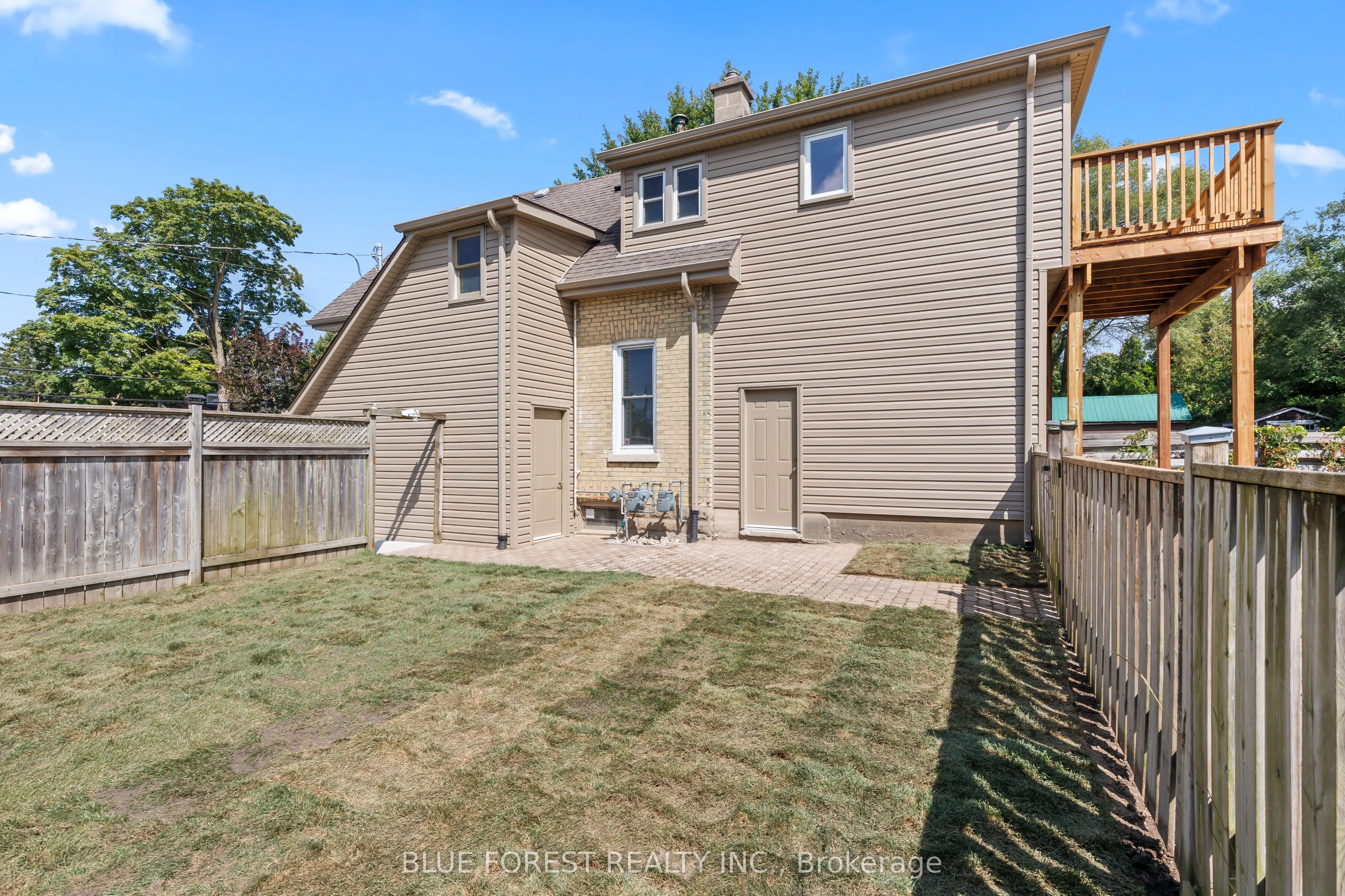 7065 Longwoods Road