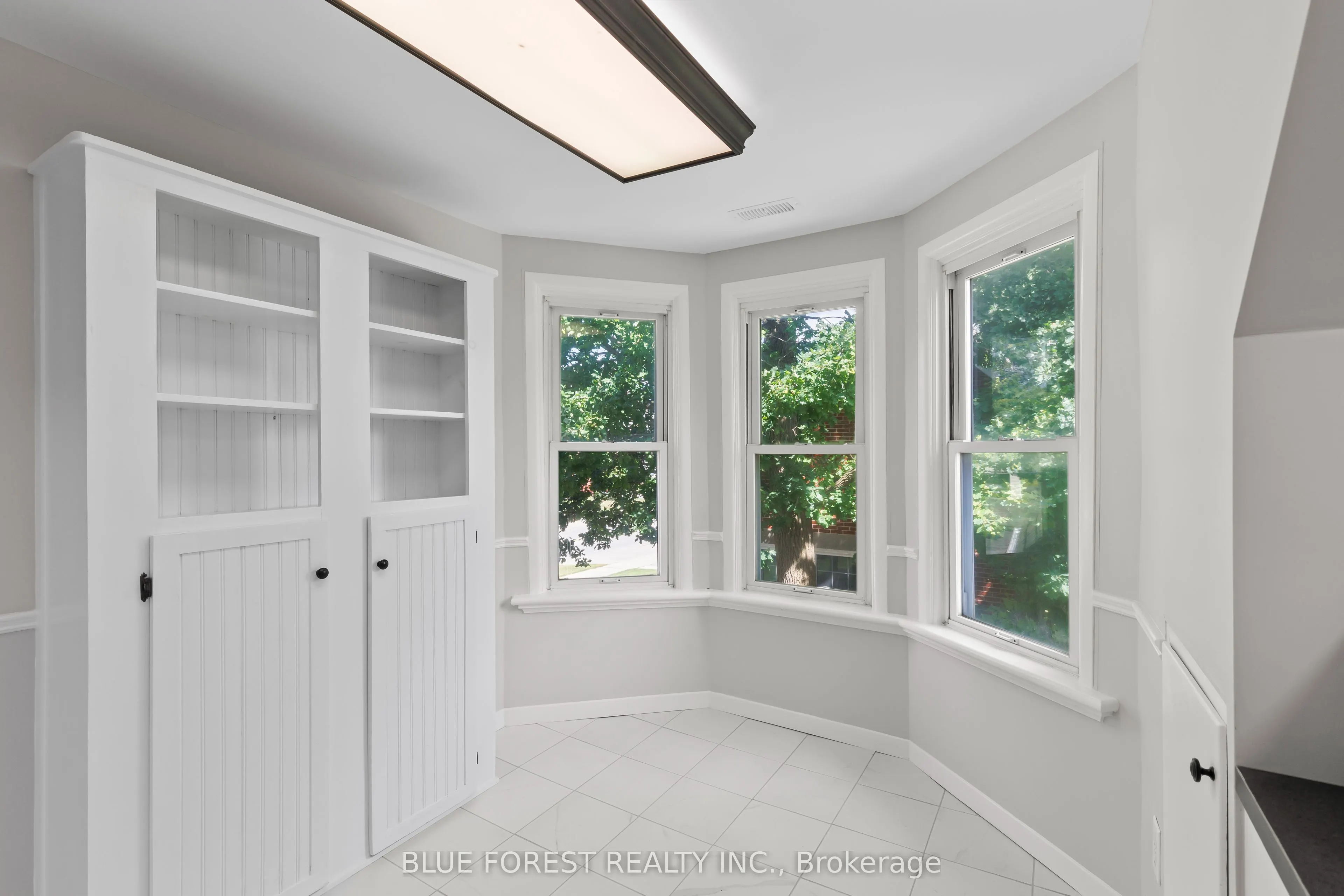 7065 Longwoods Road