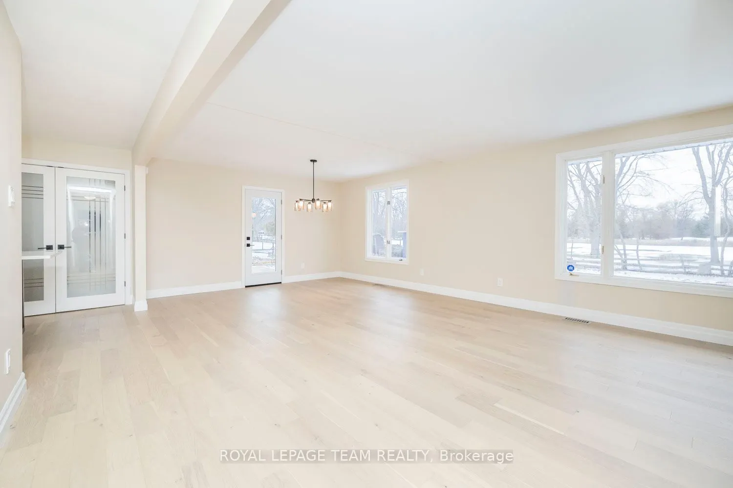 1245 Fairway Drive