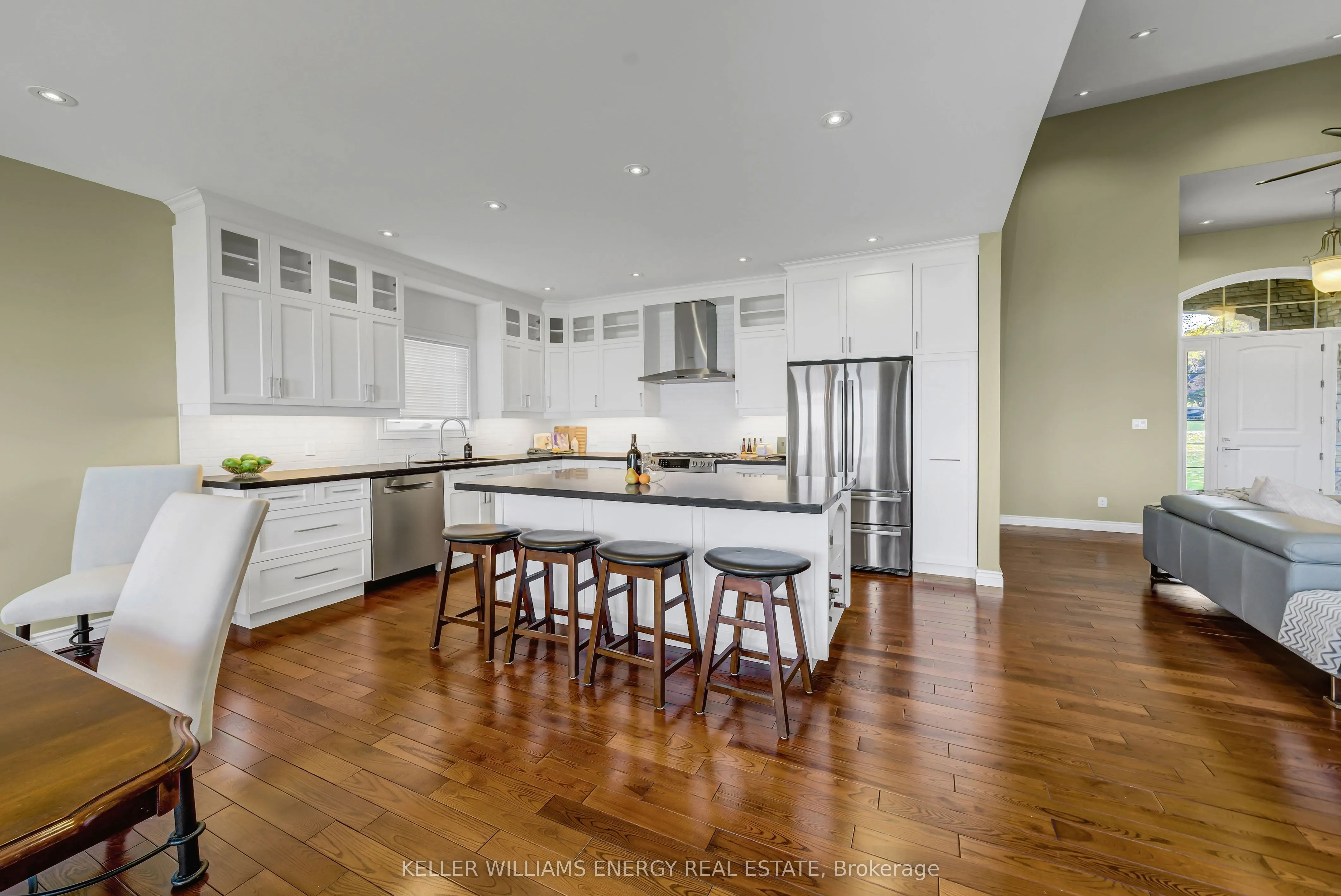 4 Prinyers Drive