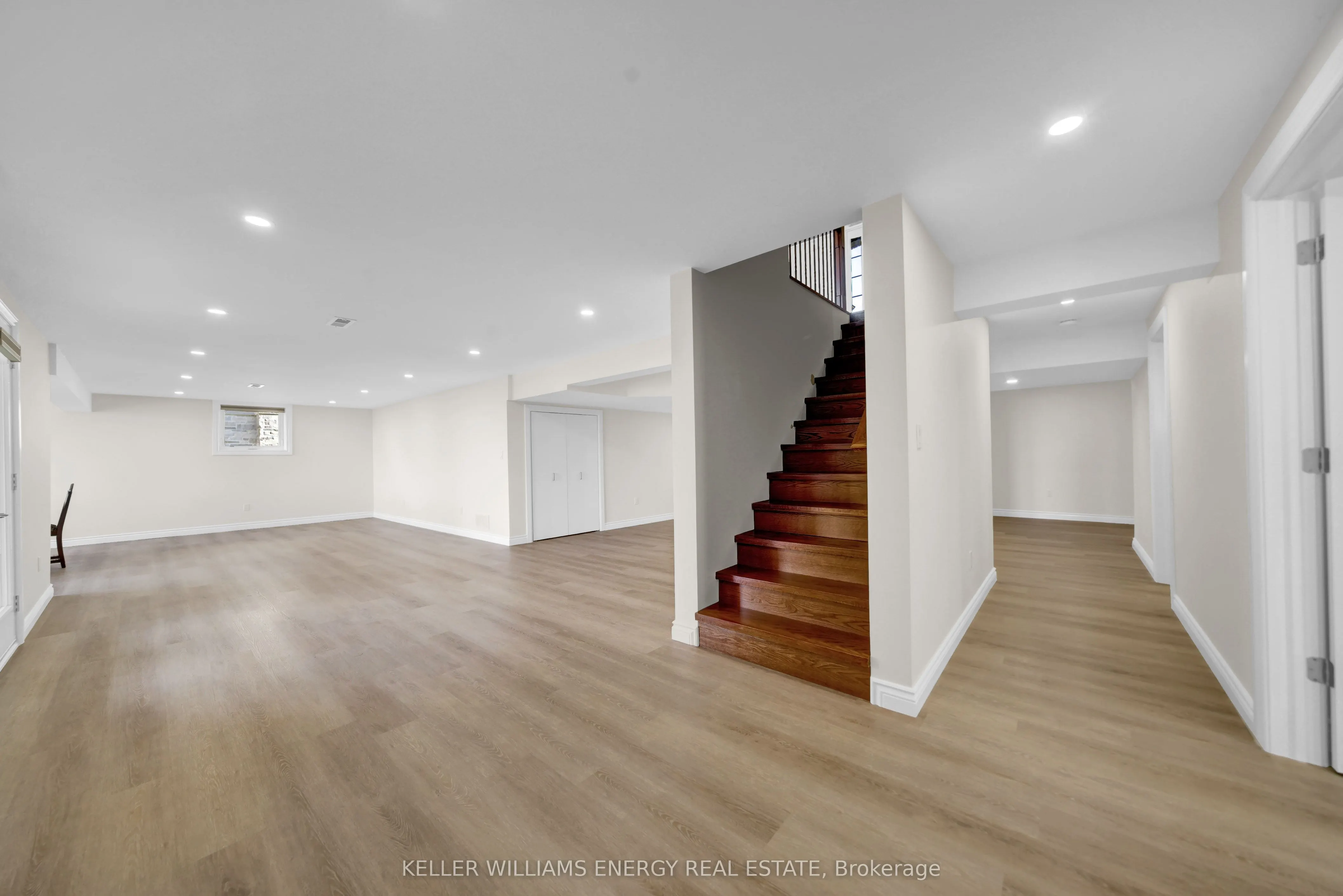 4 Prinyers Drive