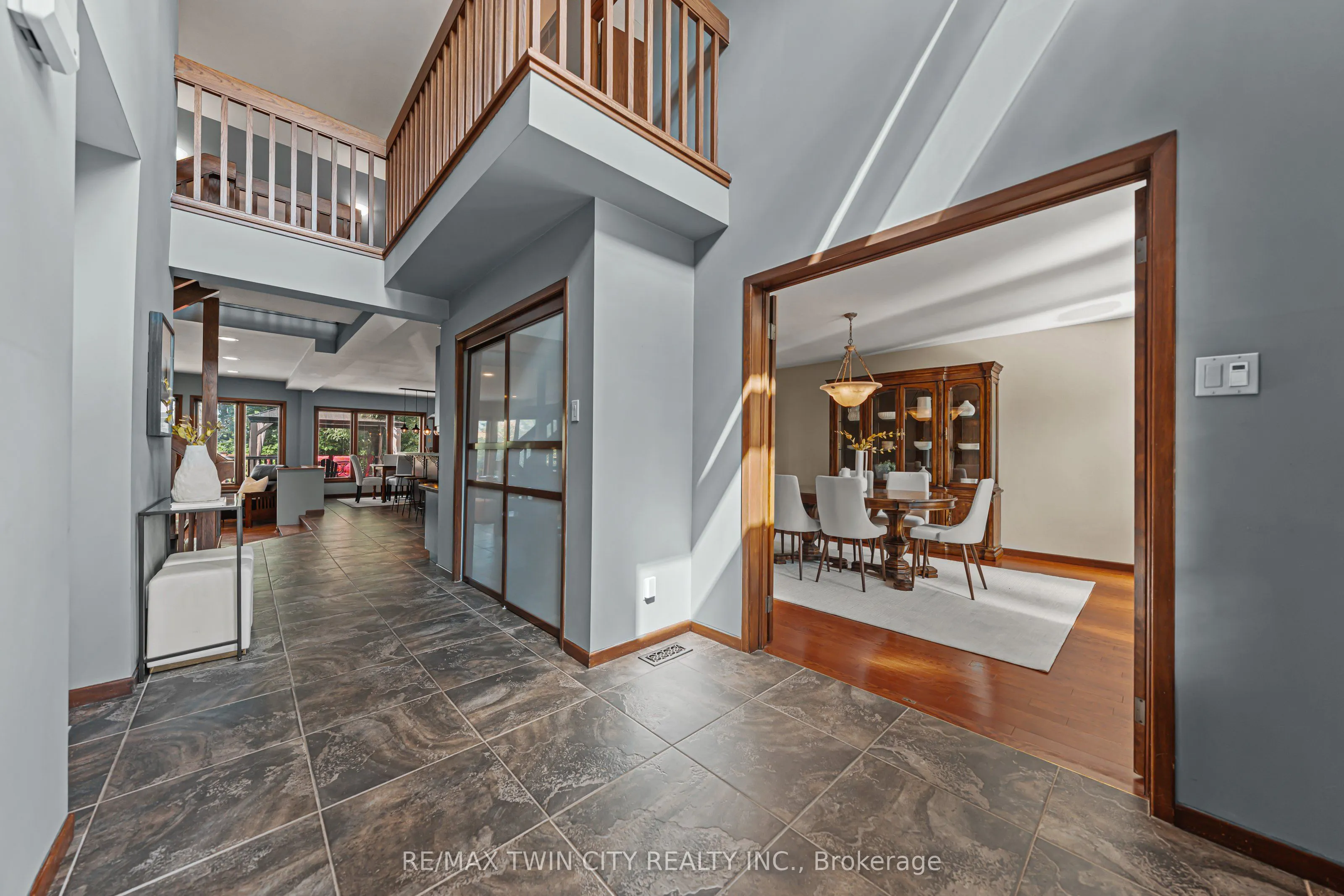 325 Wyecroft Boulevard