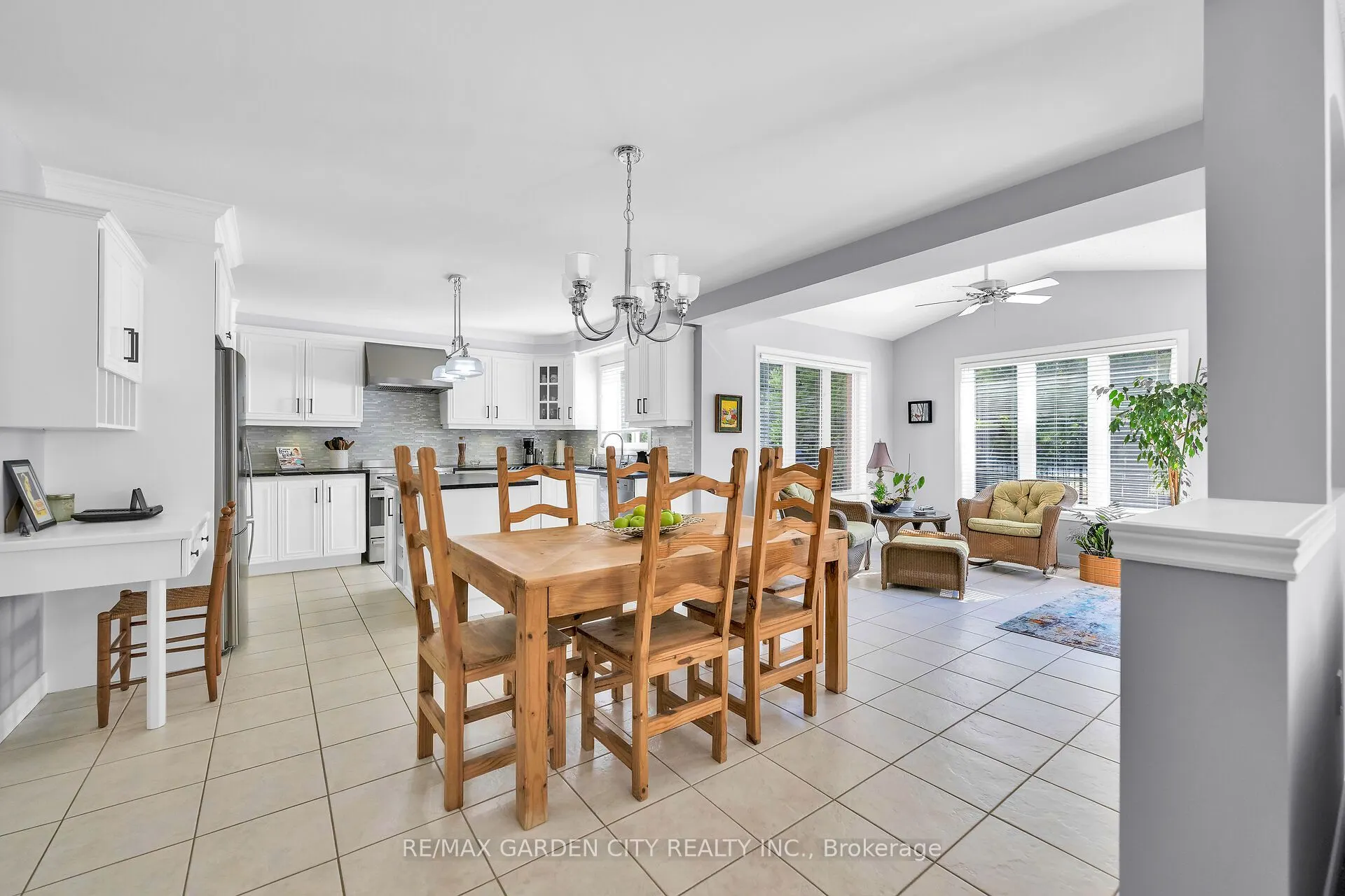 19 Golf Woods Drive
