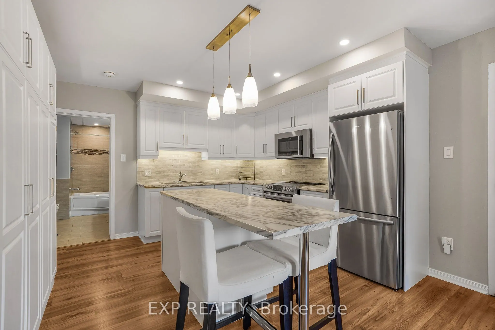 1533 BOUVIER Road