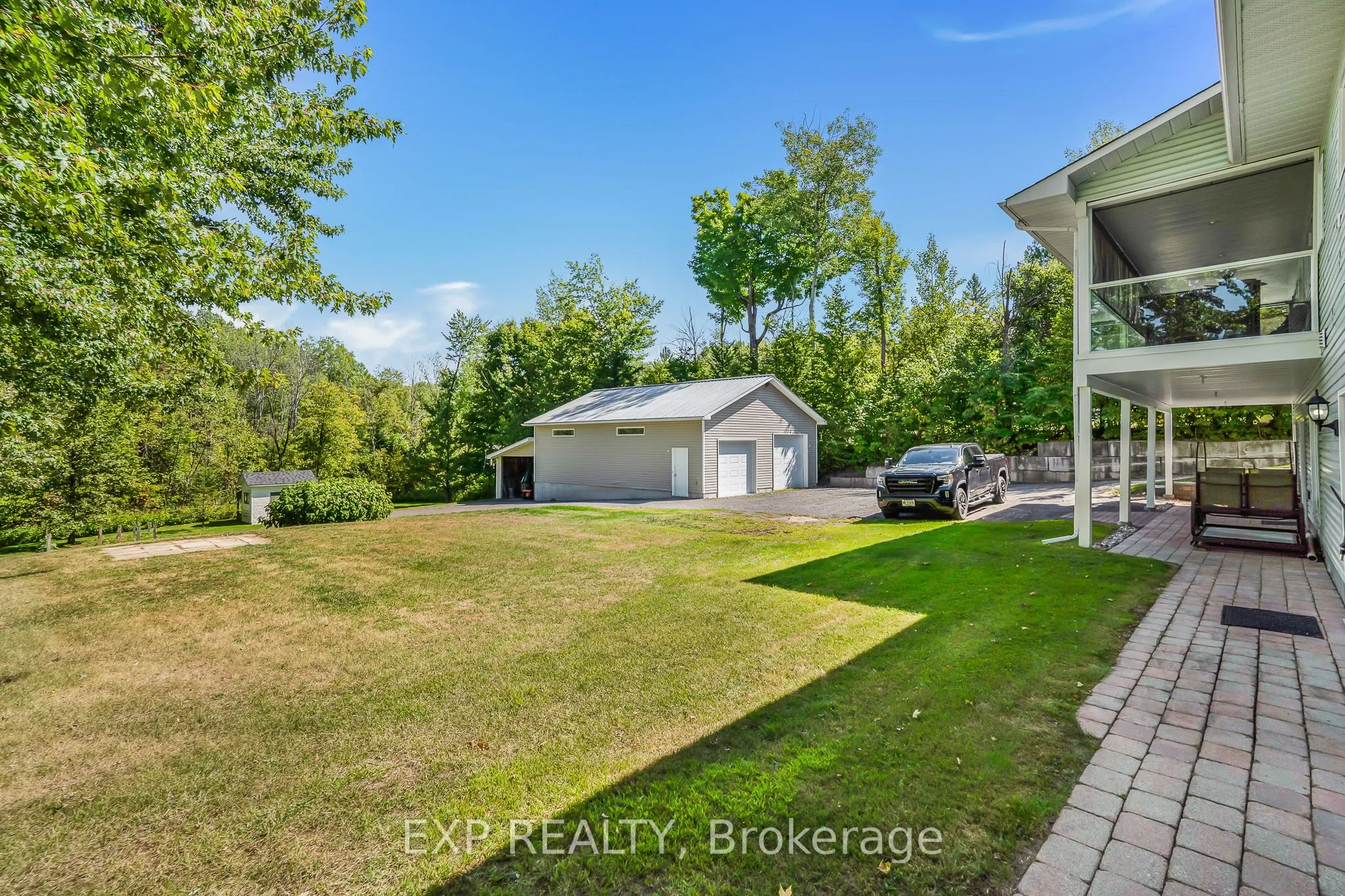 1533 BOUVIER Road