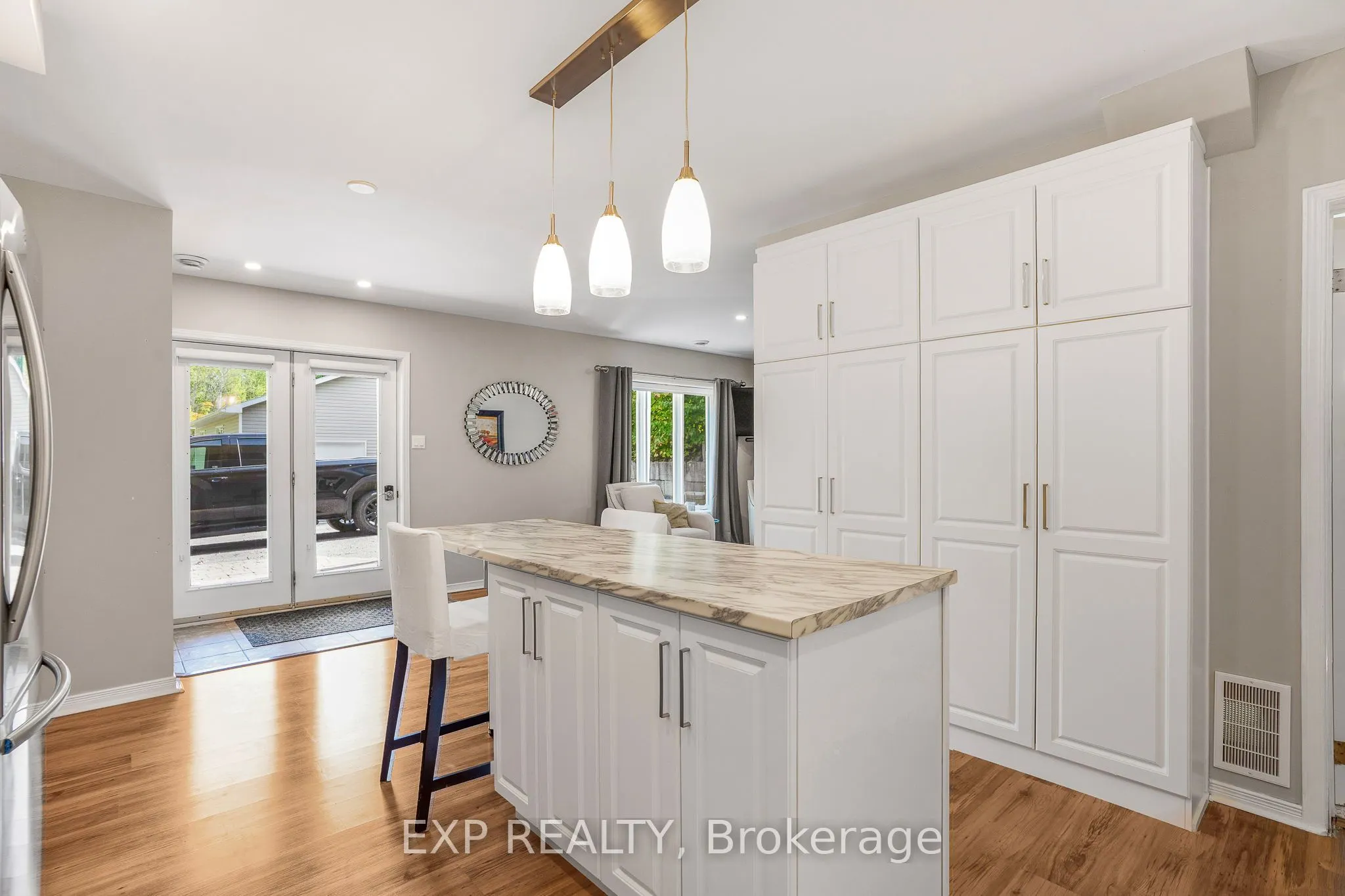 1533 BOUVIER Road