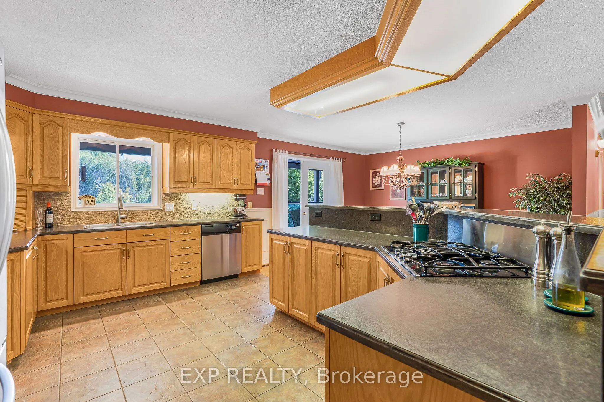 1533 BOUVIER Road