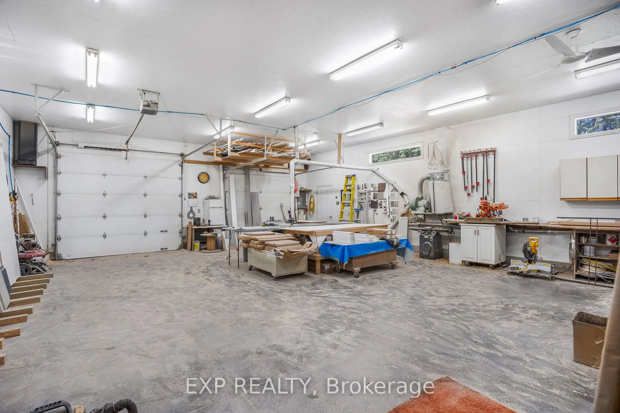 1533 BOUVIER Road