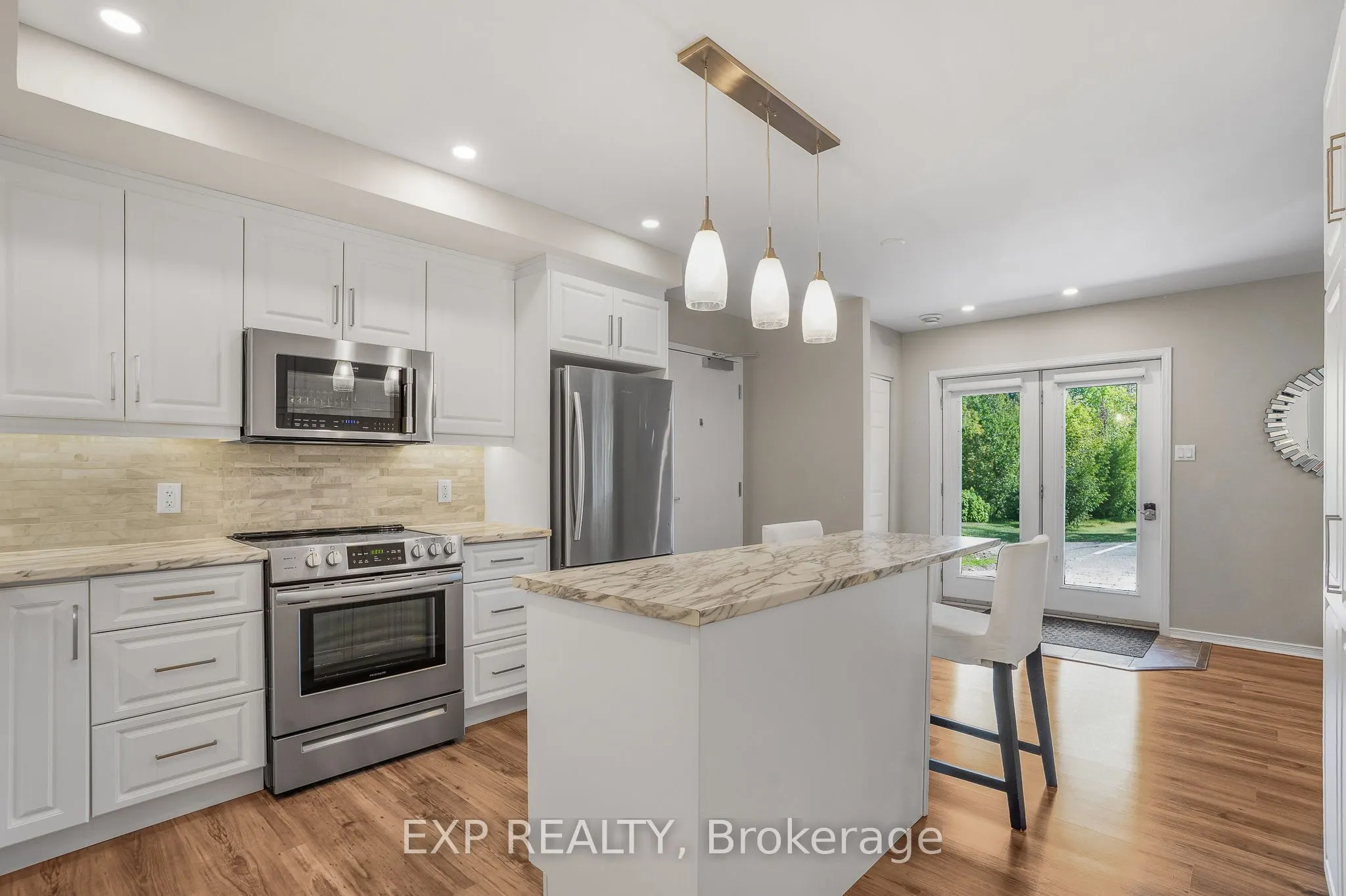 1533 BOUVIER Road